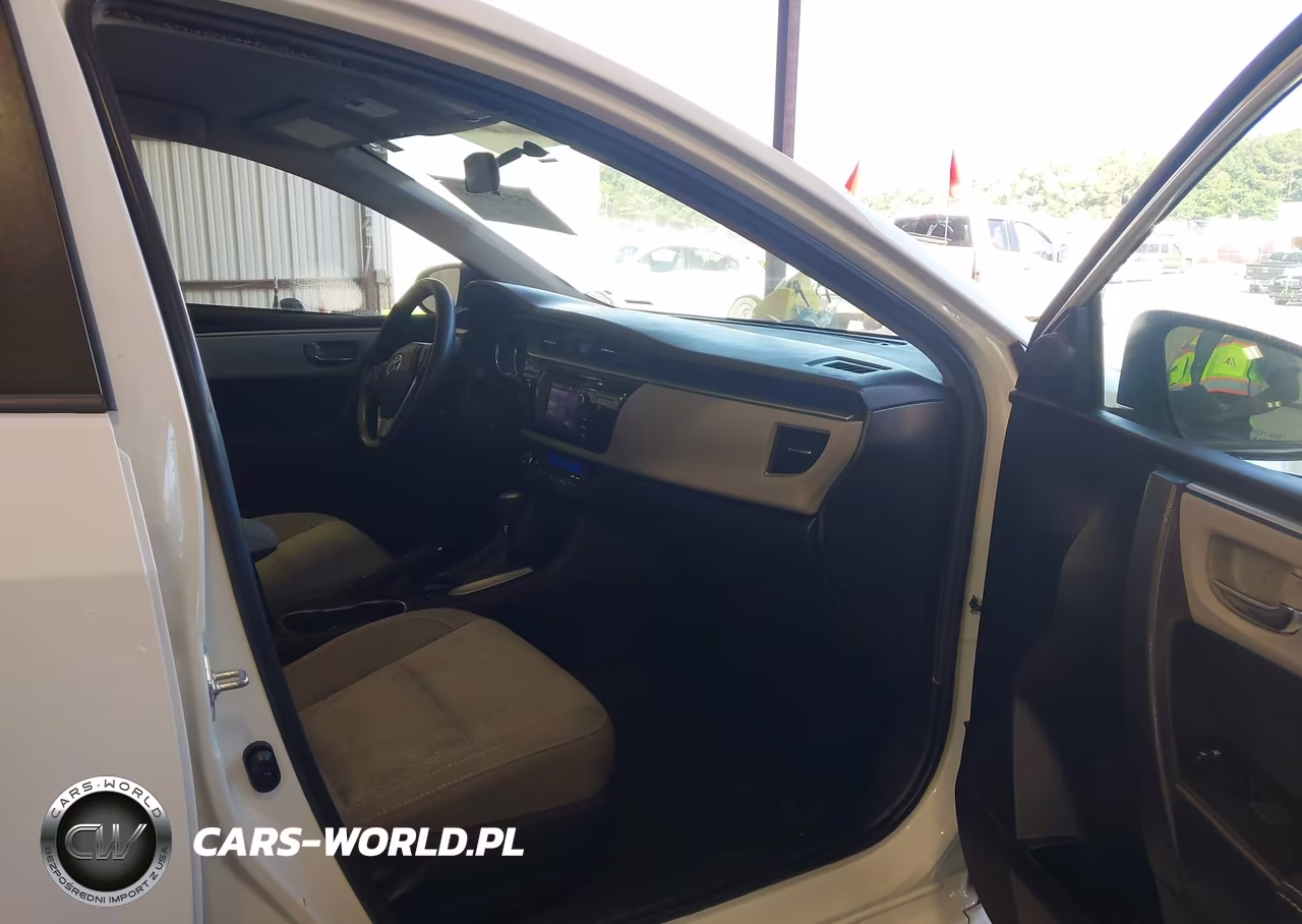 2015 Toyota Corolla Le VIN:2T1BURHE6FC470548 - 5