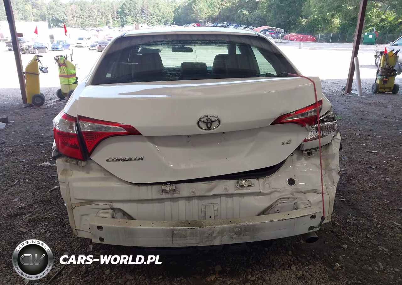 2015 Toyota Corolla Le VIN:2T1BURHE6FC470548 - 6