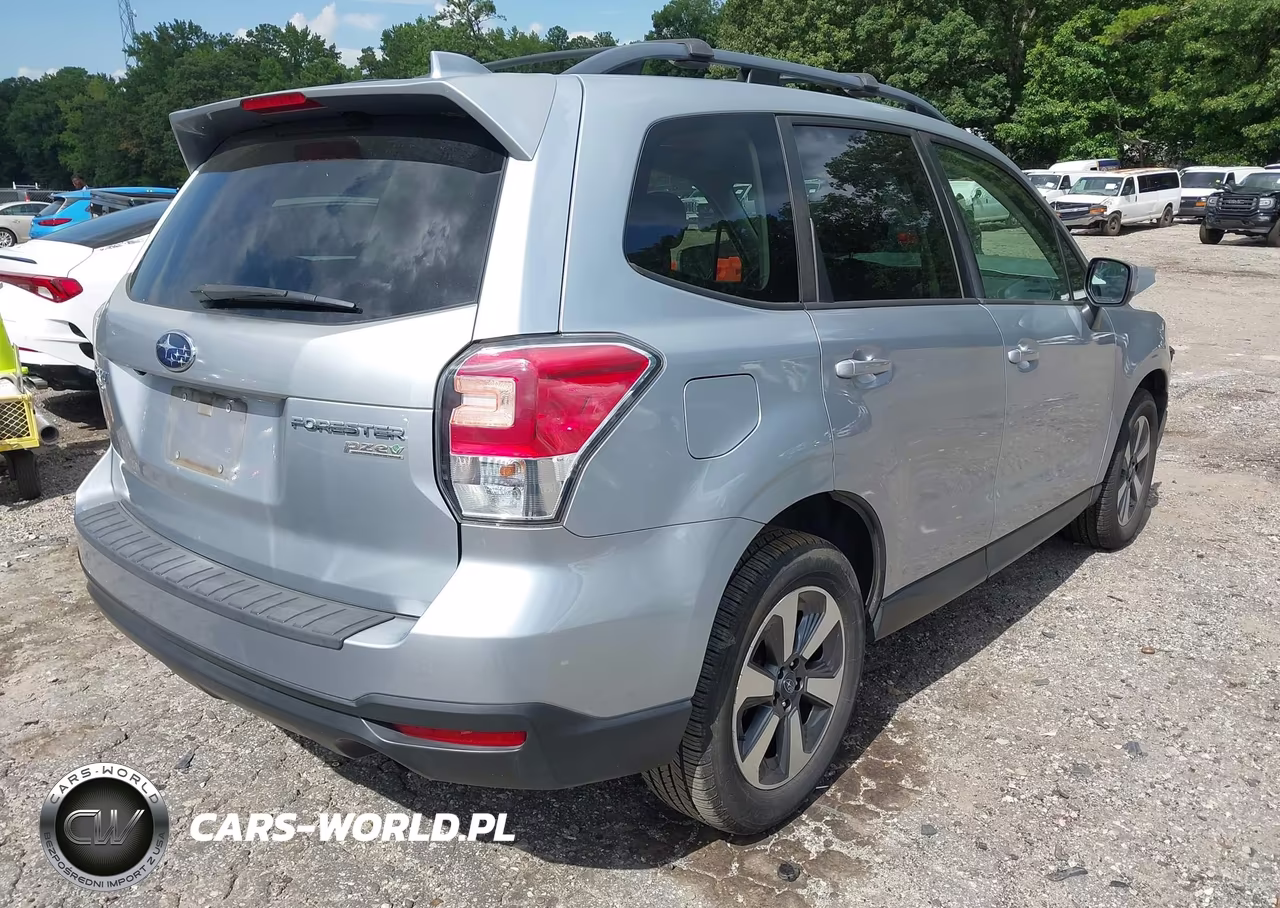 2017 Subaru Forester 2.5I Premium VIN:JF2SJAEC9HH805492 - 4