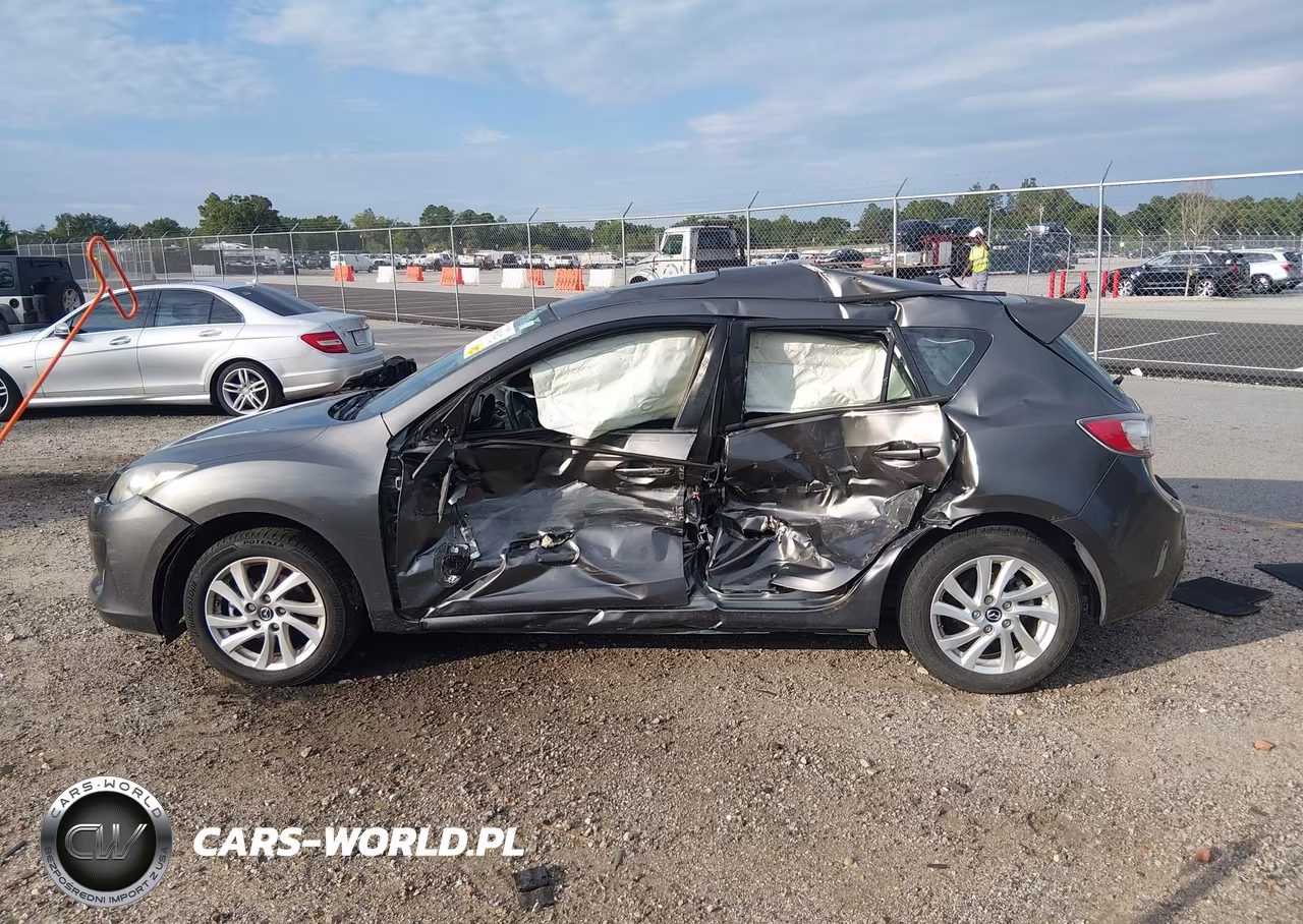 2013 Mazda Mazda3 I Grand Touring VIN:JM1BL1M76D1830382 - 13
