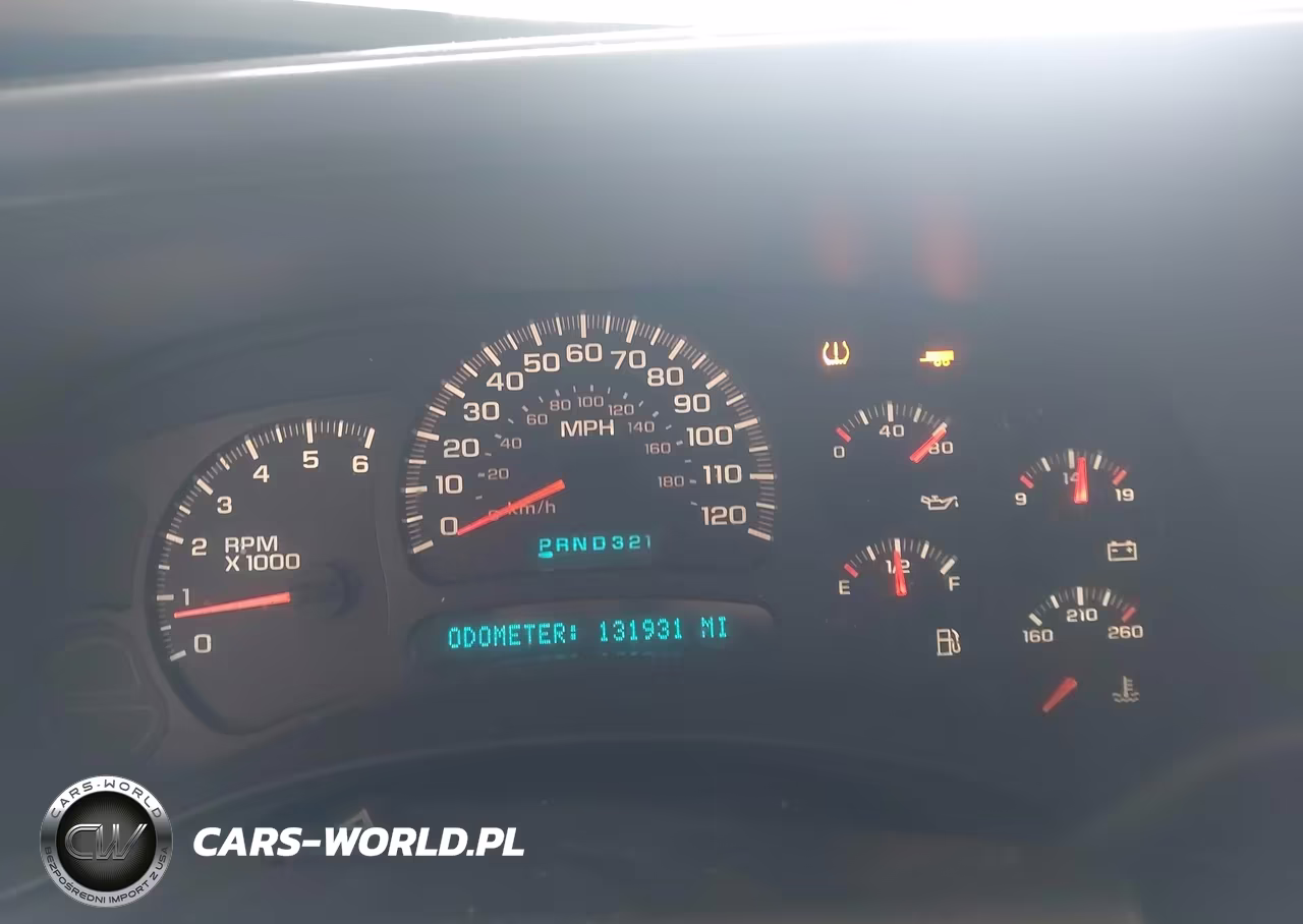 2004 Chevrolet Suburban 1500 Lt VIN:3GNFK16Z94G297102 - 7