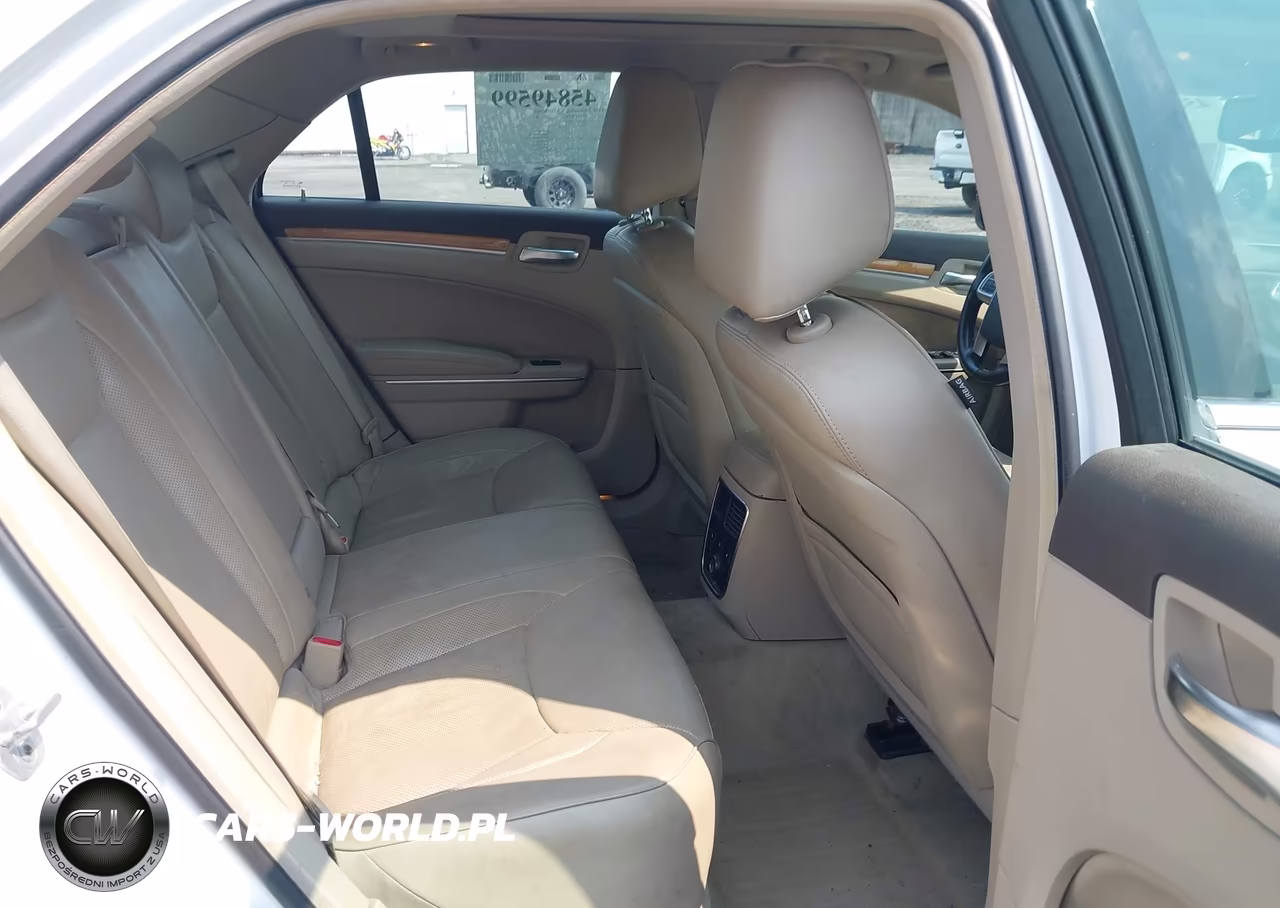 2012 Chrysler 300C Awd VIN:2C3CCAKT8CH143378 - 8