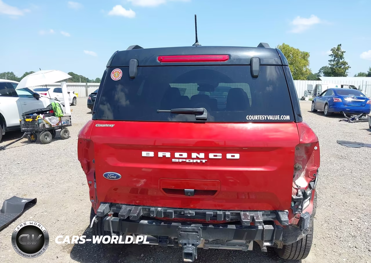 2022 Ford Bronco Sport Outer Banks VIN:3FMCR9C68NRD17969 - 17