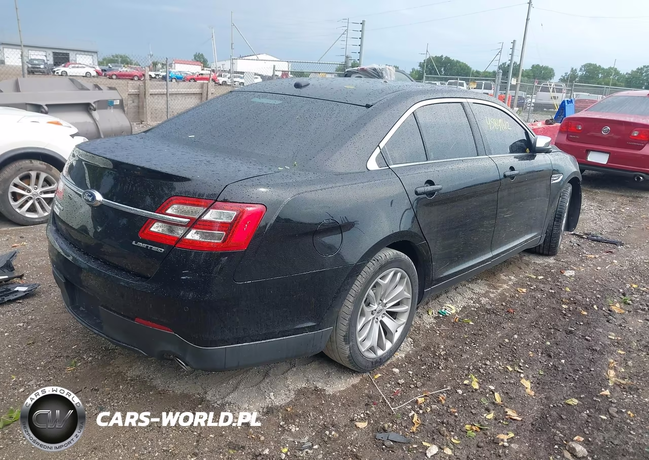 2017 Ford Taurus Limited VIN:1FAHP2F80HG113835 - 4