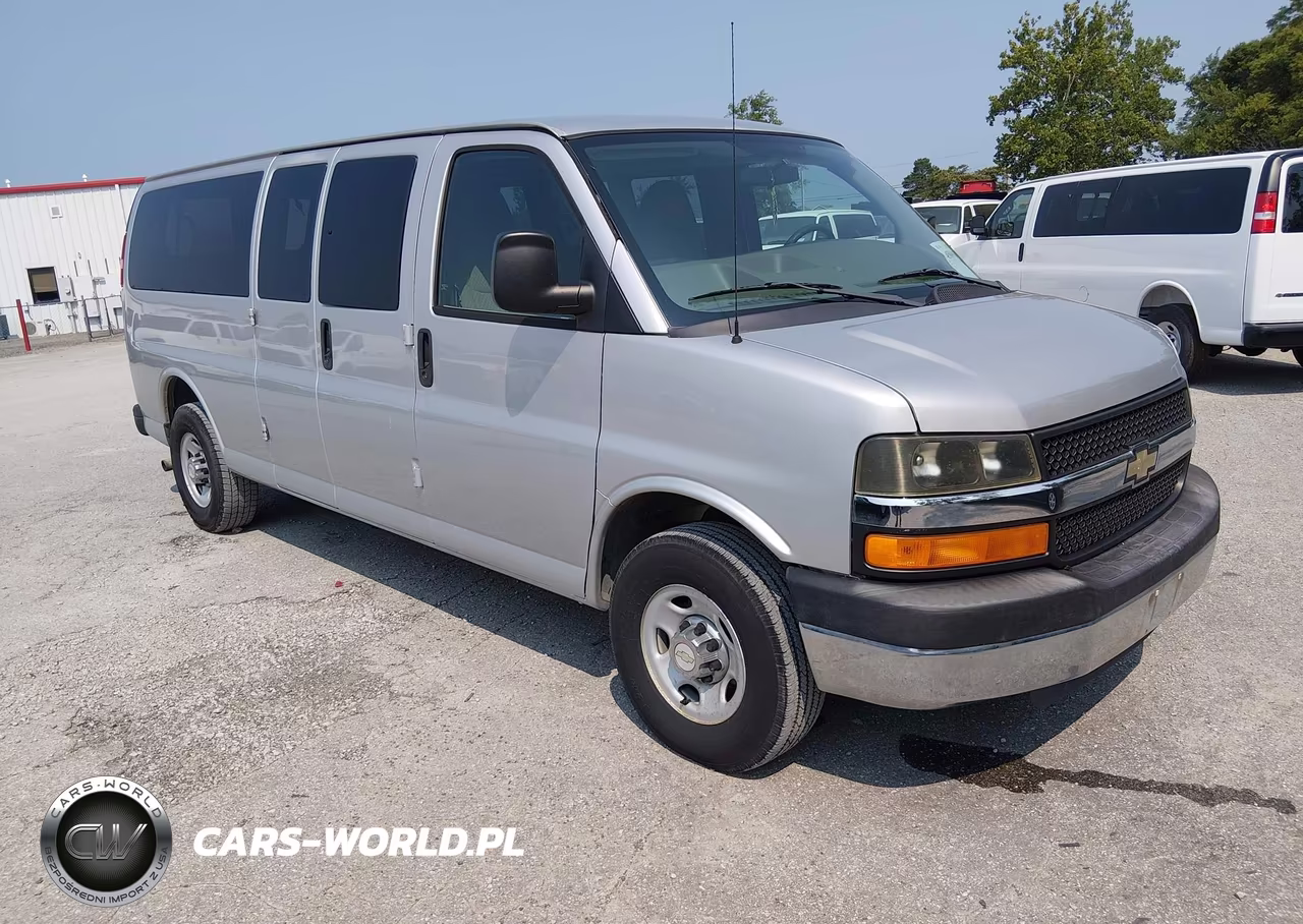 2010 Chevrolet Express 3500 Lt