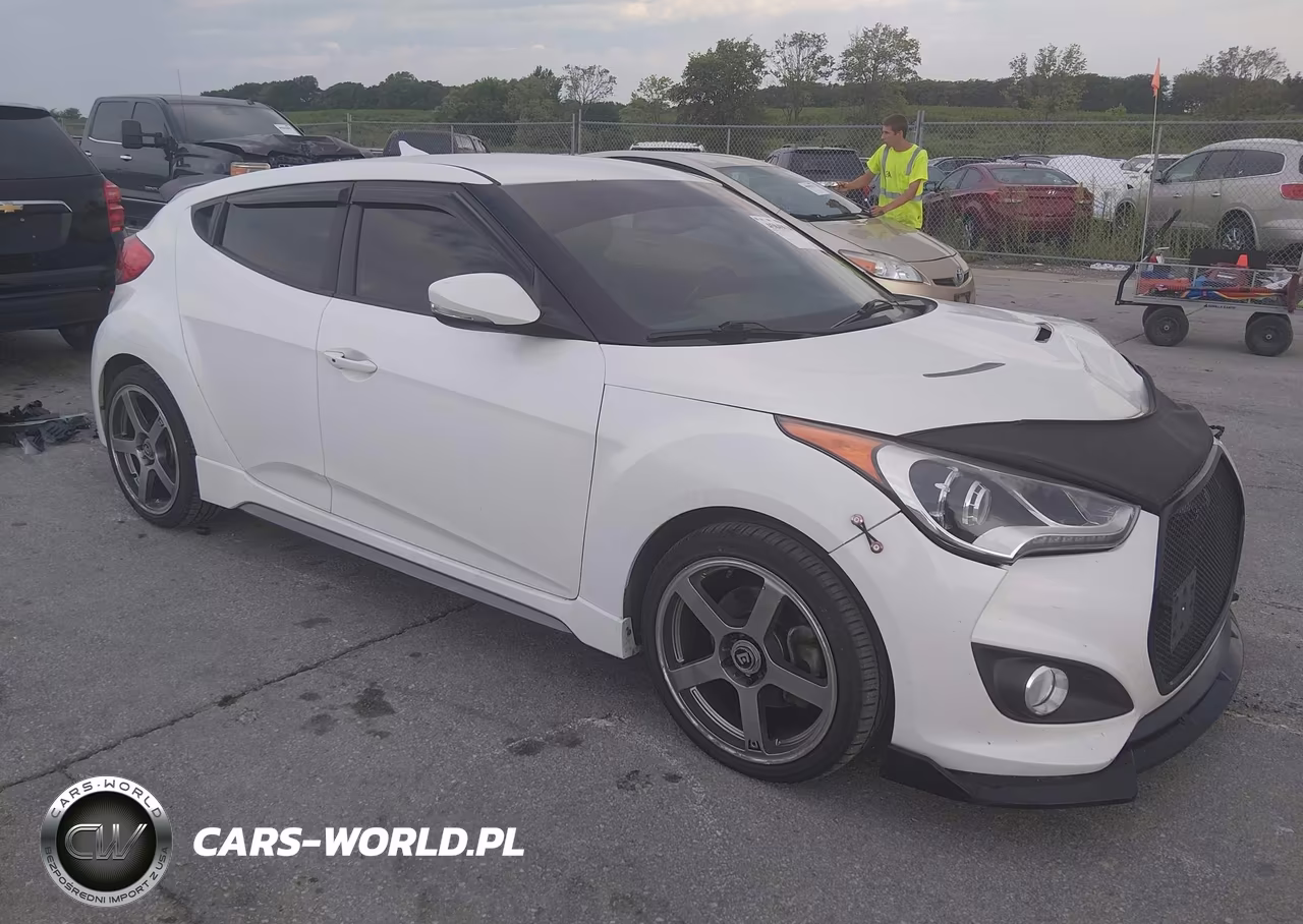 2015 Hyundai Veloster Turbo VIN:KMHTC6AE2FU228094 - 1