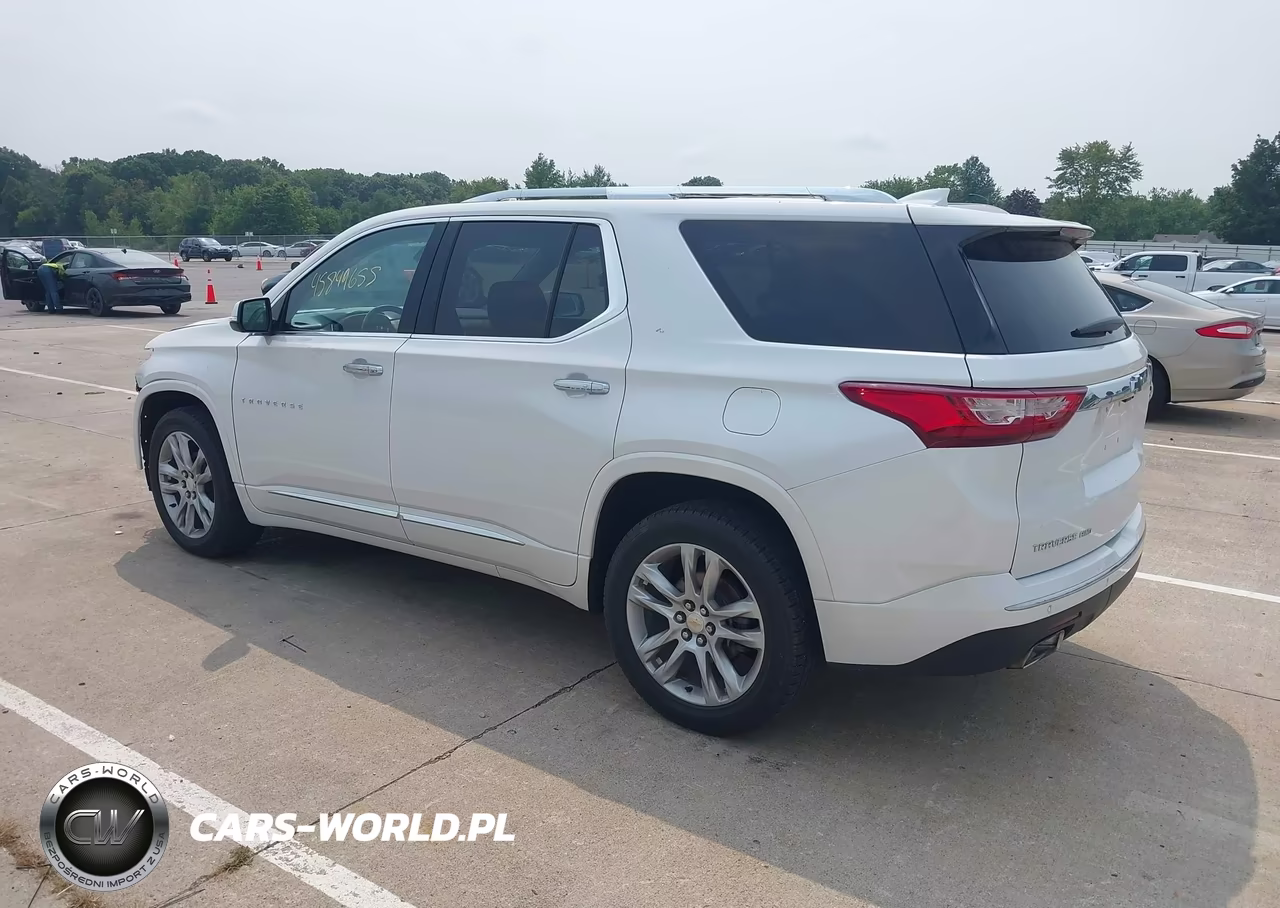 2018 Chevrolet Traverse High Country VIN:1GNEVKKW8JJ115419 - 3