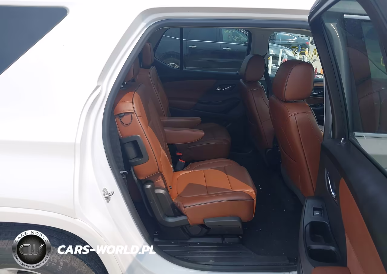 2018 Chevrolet Traverse High Country VIN:1GNEVKKW8JJ115419 - 8