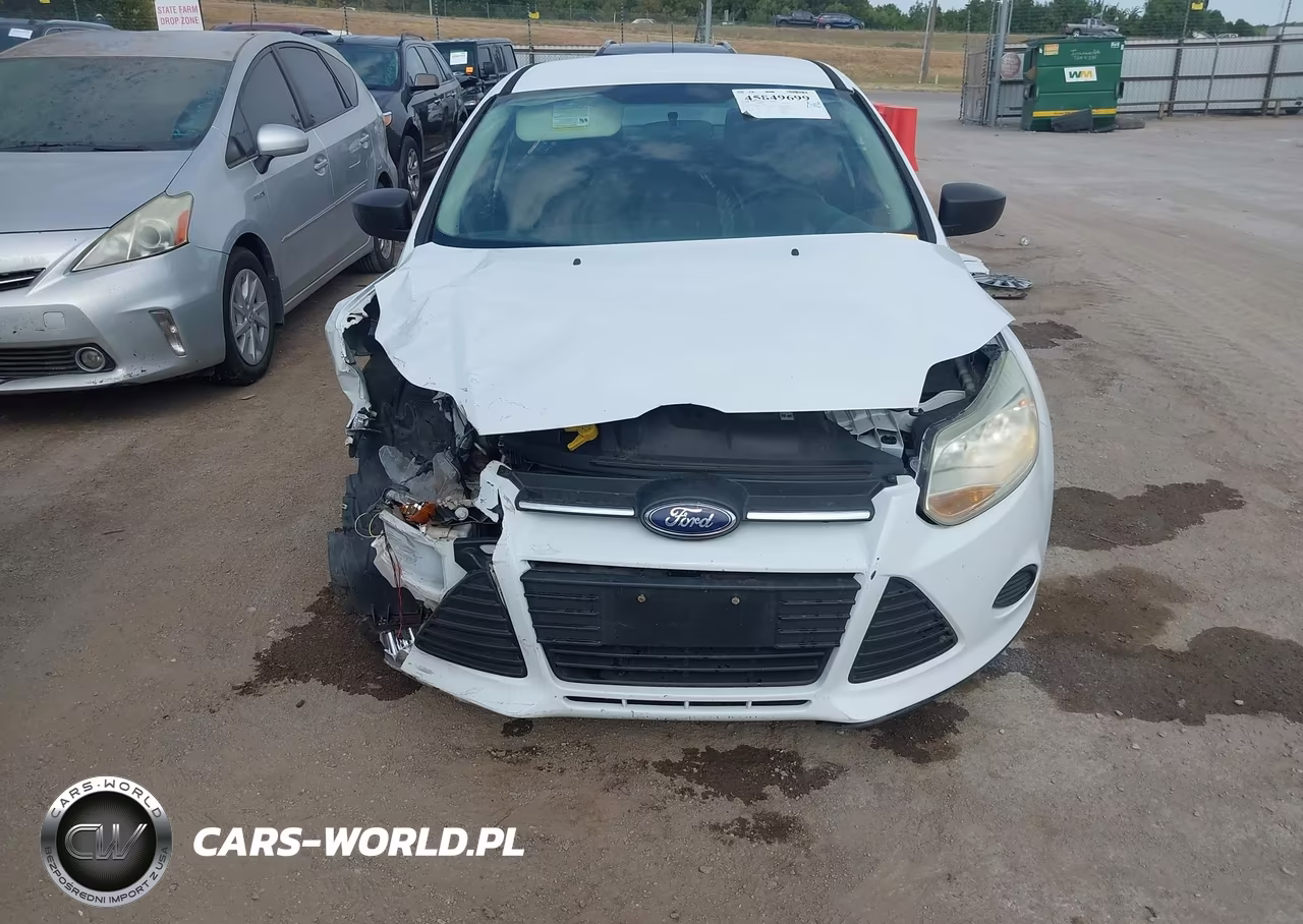 2013 Ford Focus S VIN:1FADP3E21DL323265 - 13