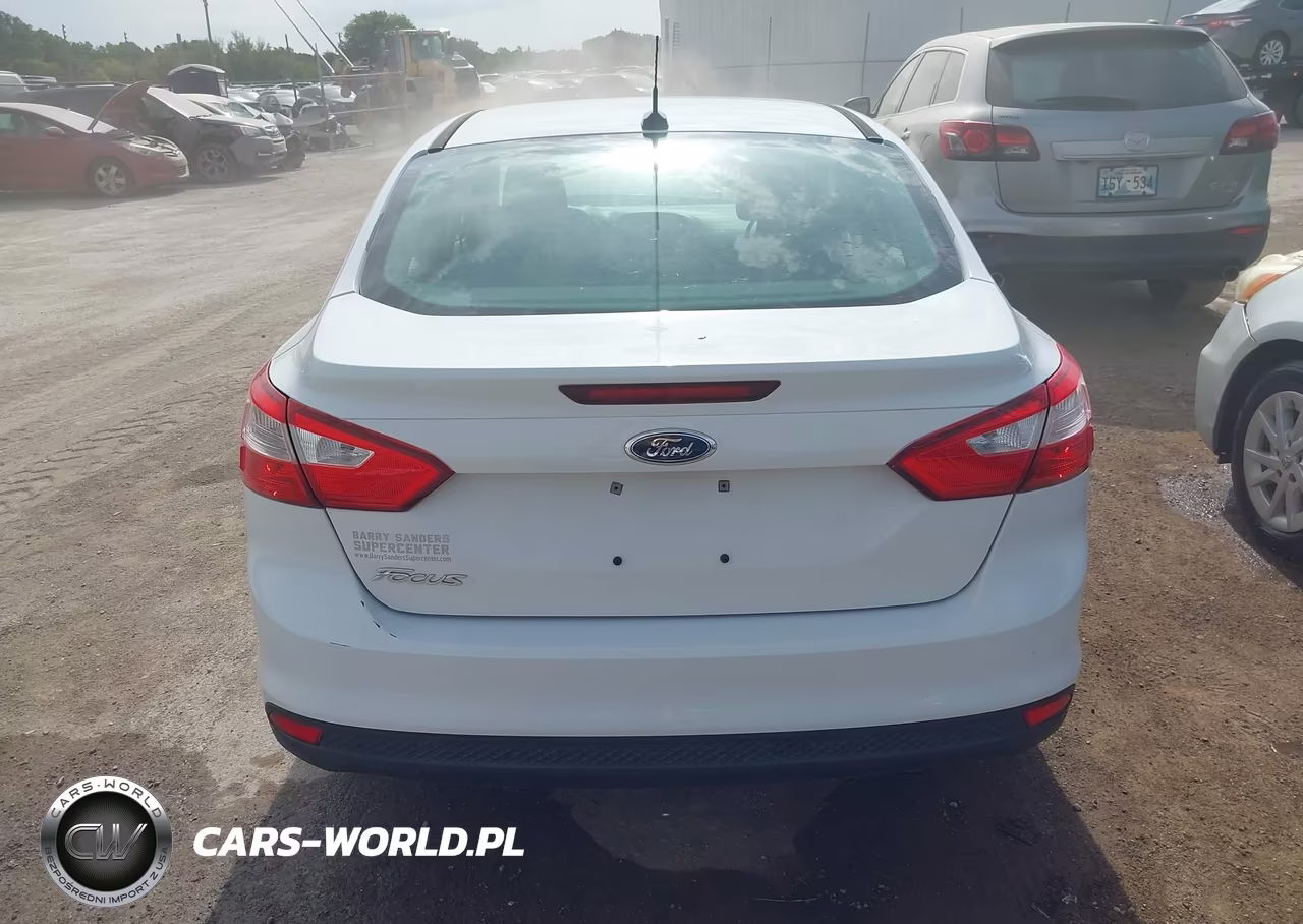 2013 Ford Focus S VIN:1FADP3E21DL323265 - 17