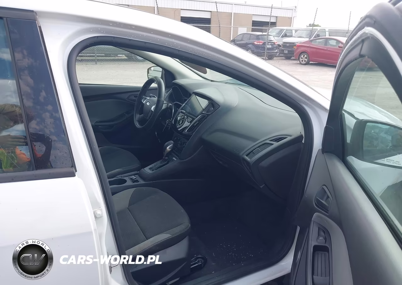2013 Ford Focus S VIN:1FADP3E21DL323265 - 5