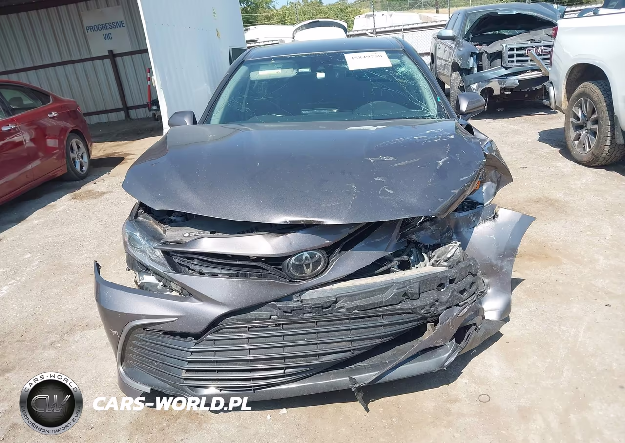 2024 Toyota Camry Le VIN:4T1C11AK9RU878284 - 12