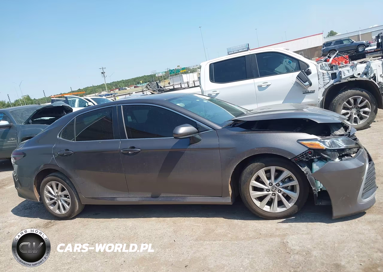 2024 Toyota Camry Le VIN:4T1C11AK9RU878284 - 13
