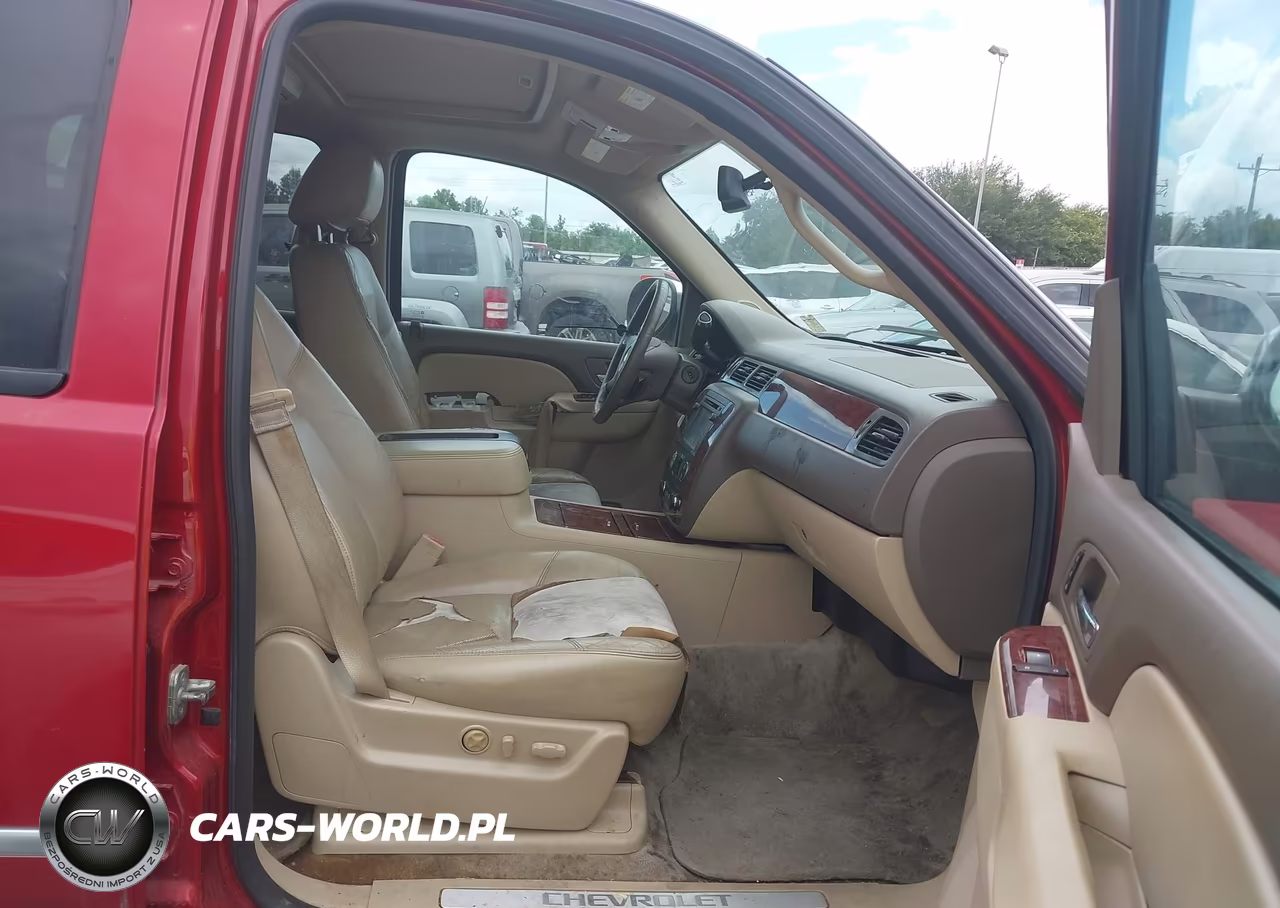 2014 Chevrolet Suburban Ltz VIN:1GNSCKE03ER172635 - 5