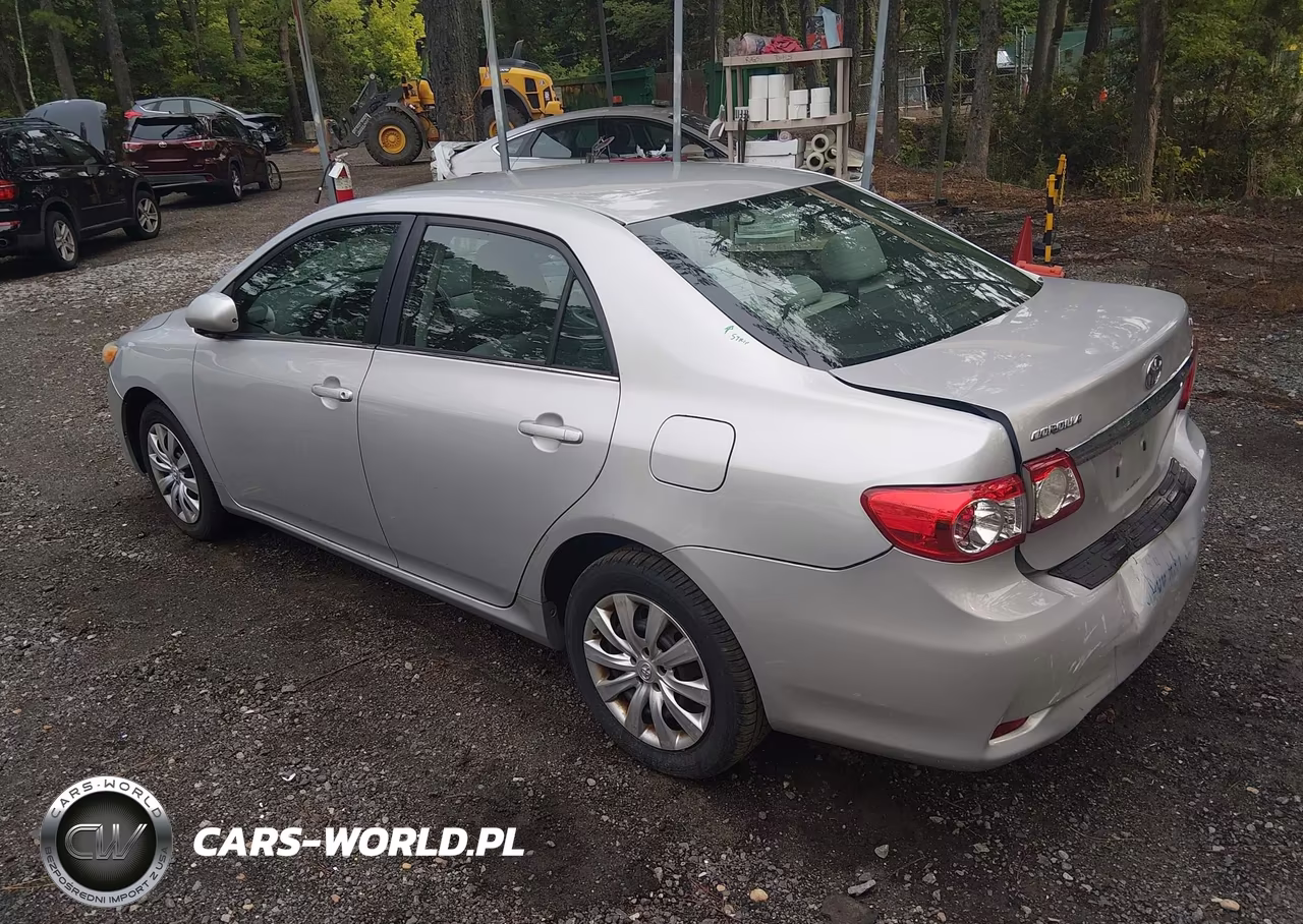 2013 Toyota Corolla Le VIN:2T1BU4EE7DC087478 - 3