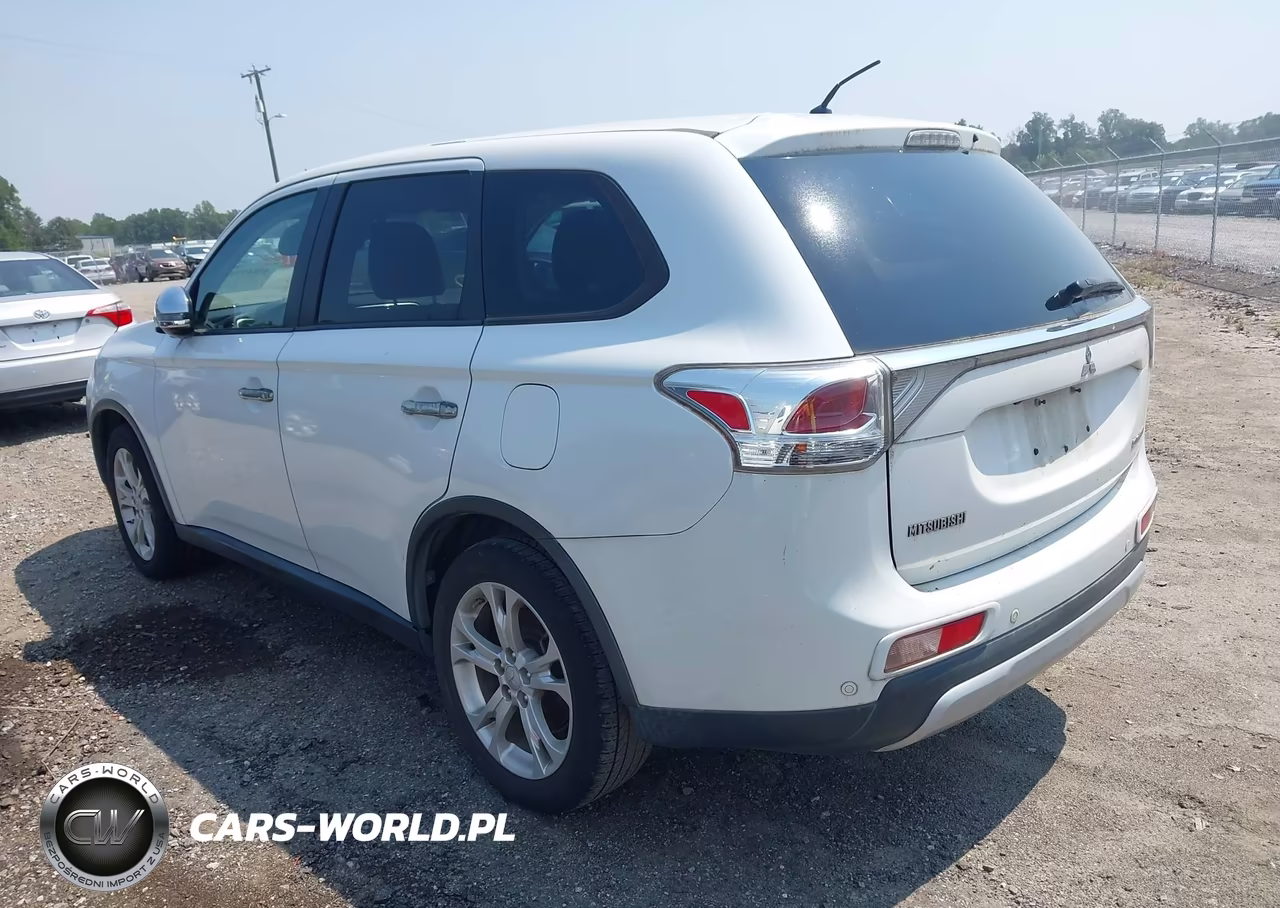 2015 Mitsubishi Outlander Se VIN:JA4AD3A35FZ000920 - 3