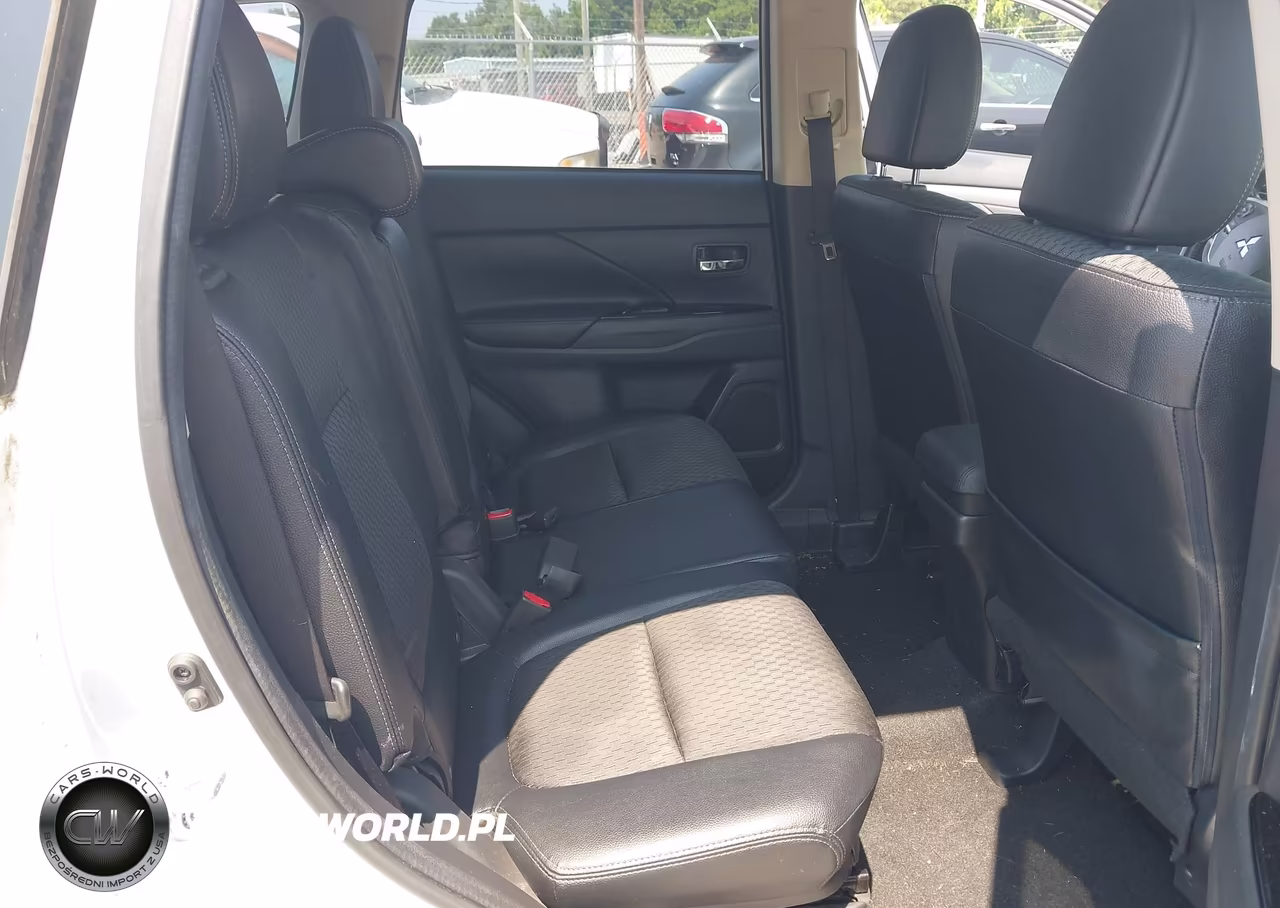 2015 Mitsubishi Outlander Se VIN:JA4AD3A35FZ000920 - 8