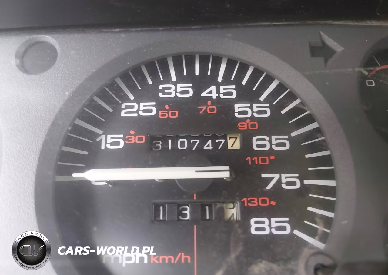 1989 Jeep Cherokee Laredo VIN:1J4FJ58L3KL428997 - 16