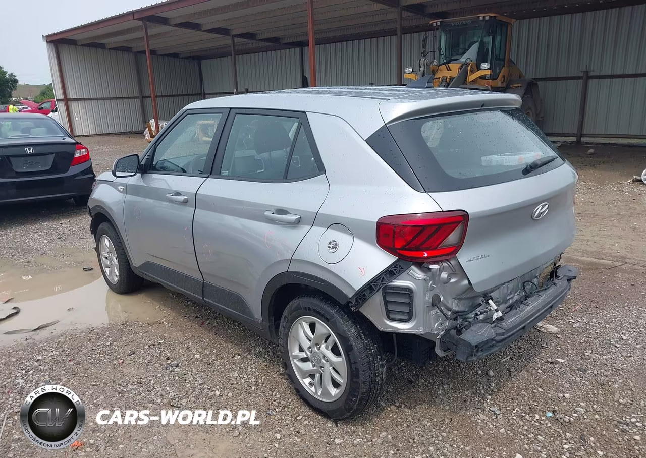 2021 Hyundai Venue Se VIN:KMHRB8A37MU068444 - 3