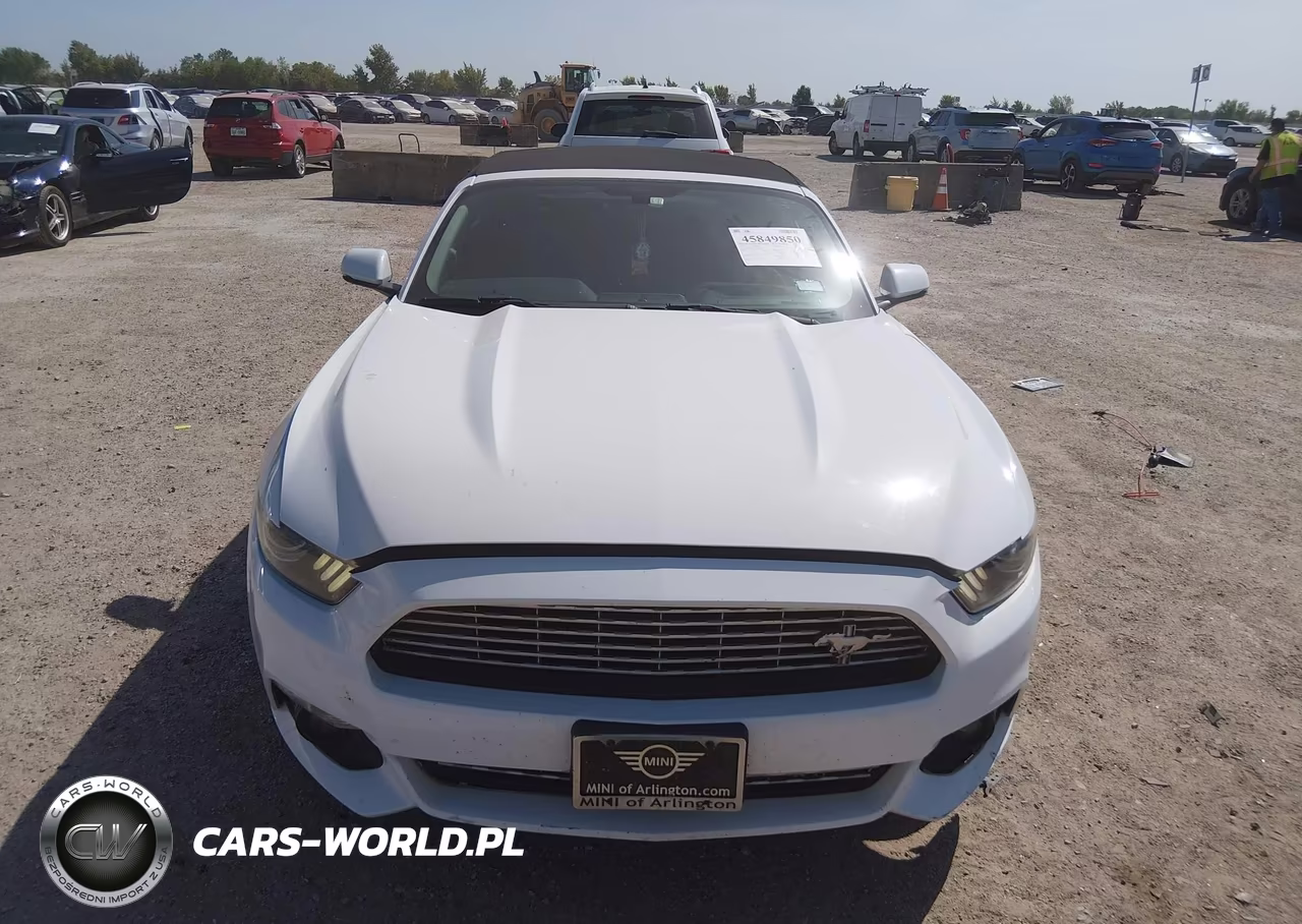 2016 Ford Mustang Ecoboost Premium VIN:1FATP8UH7G5302847 - 6