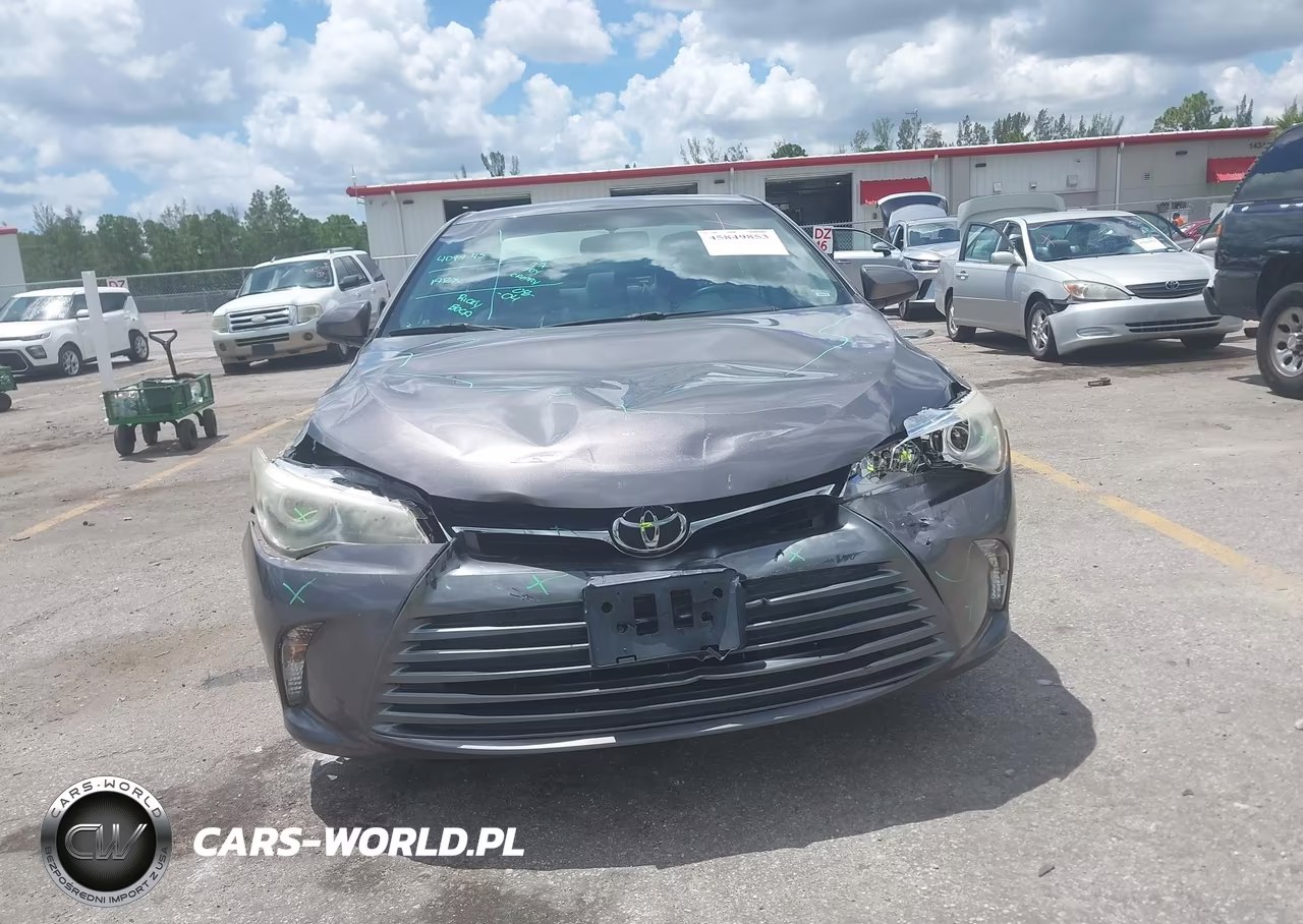 2017 Toyota Camry Le VIN:4T1BF1FK7HU705268 - 12