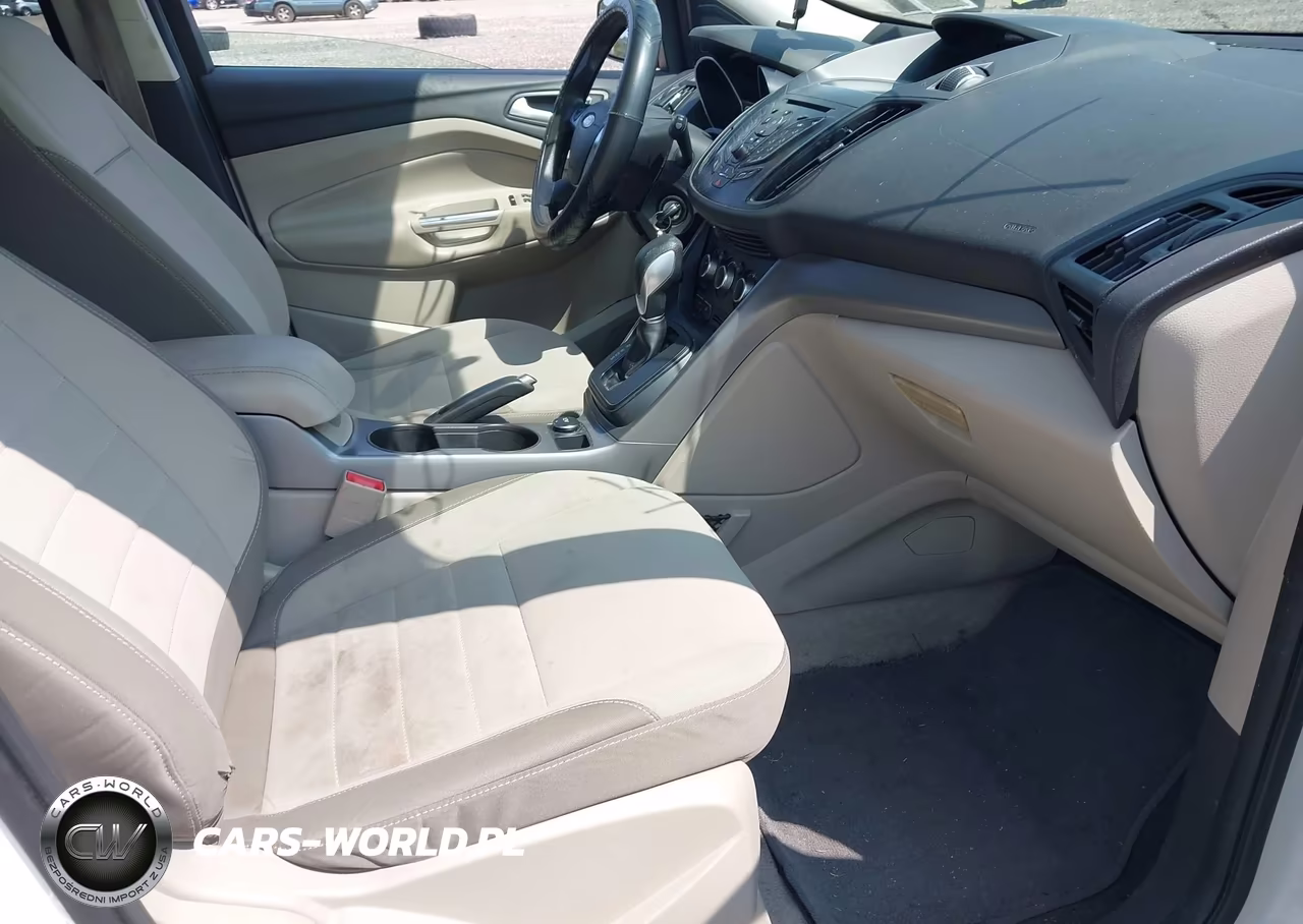2015 Ford Escape Se VIN:1FMCU0G75FUB16778 - 5