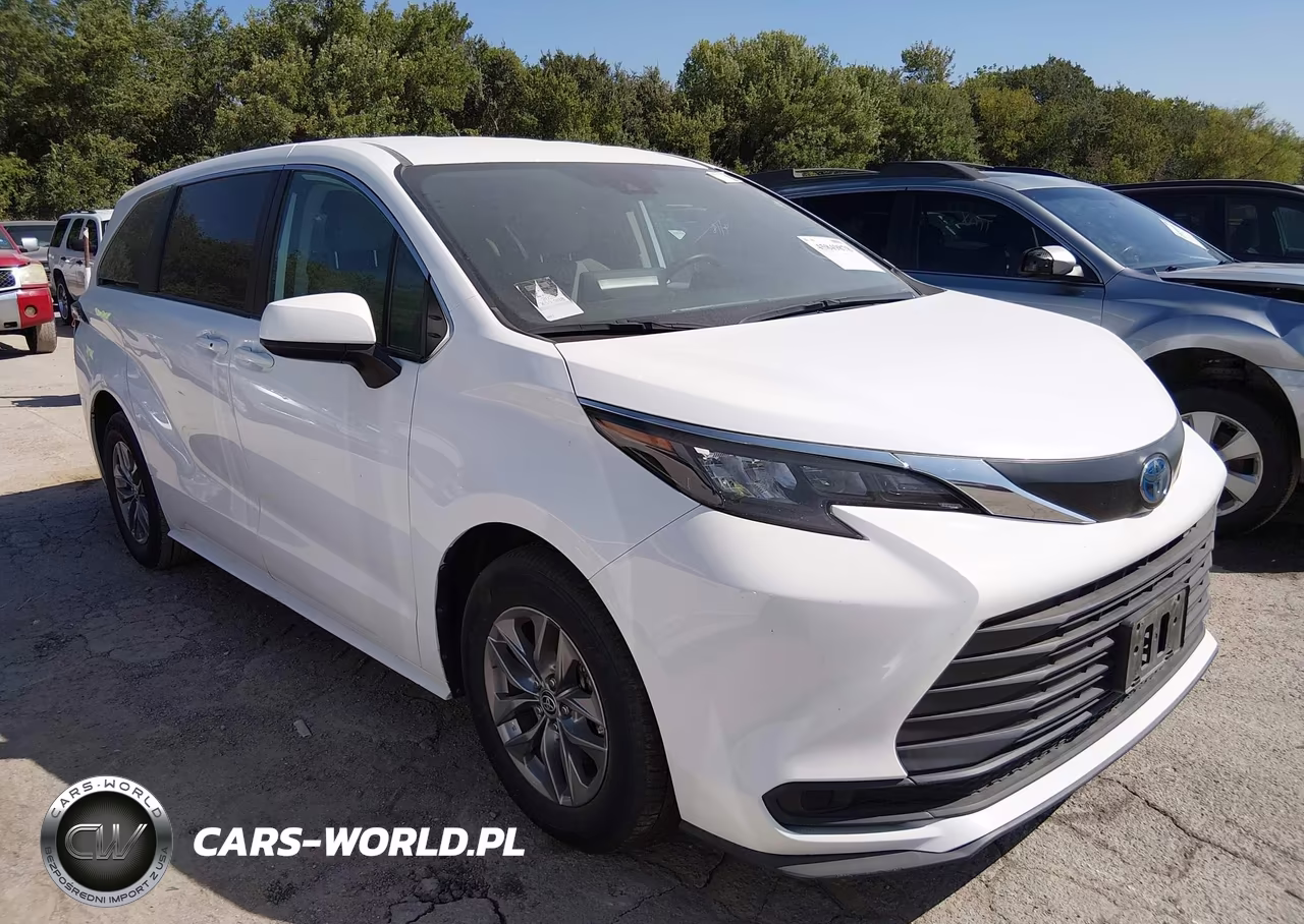 2024 Toyota Sienna Le – zdjęcie 1 z 16
