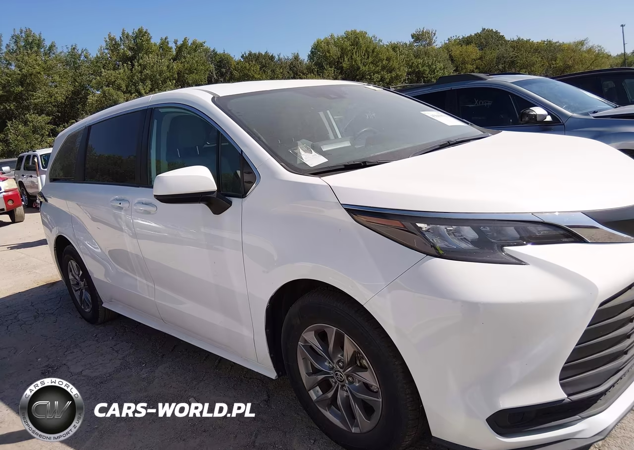 2024 Toyota Sienna Le VIN:5TDKRKECXRS201864 - 13