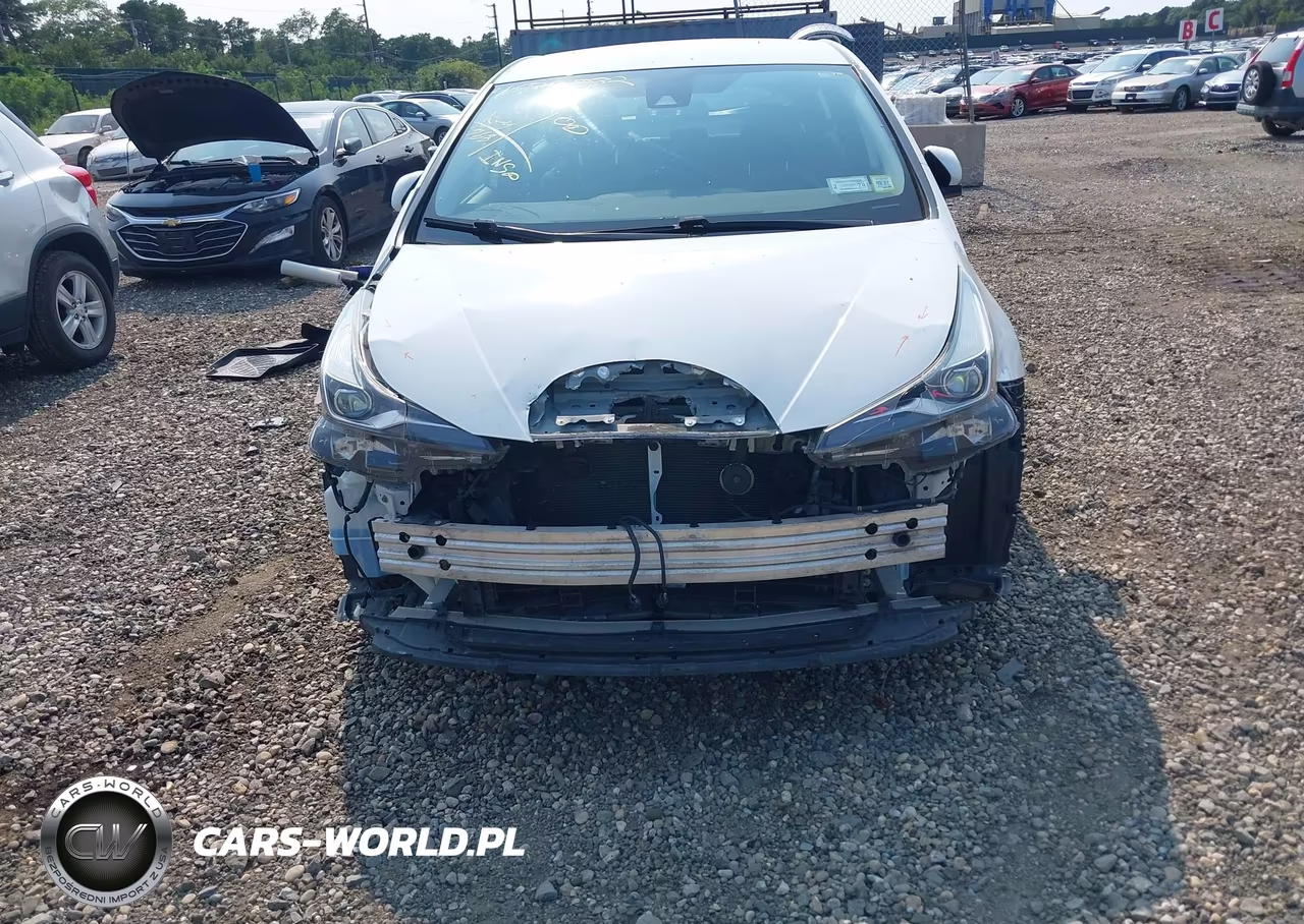 2020 Toyota Prius Le Awd-E VIN:JTDL9RFU7L3017902 - 11
