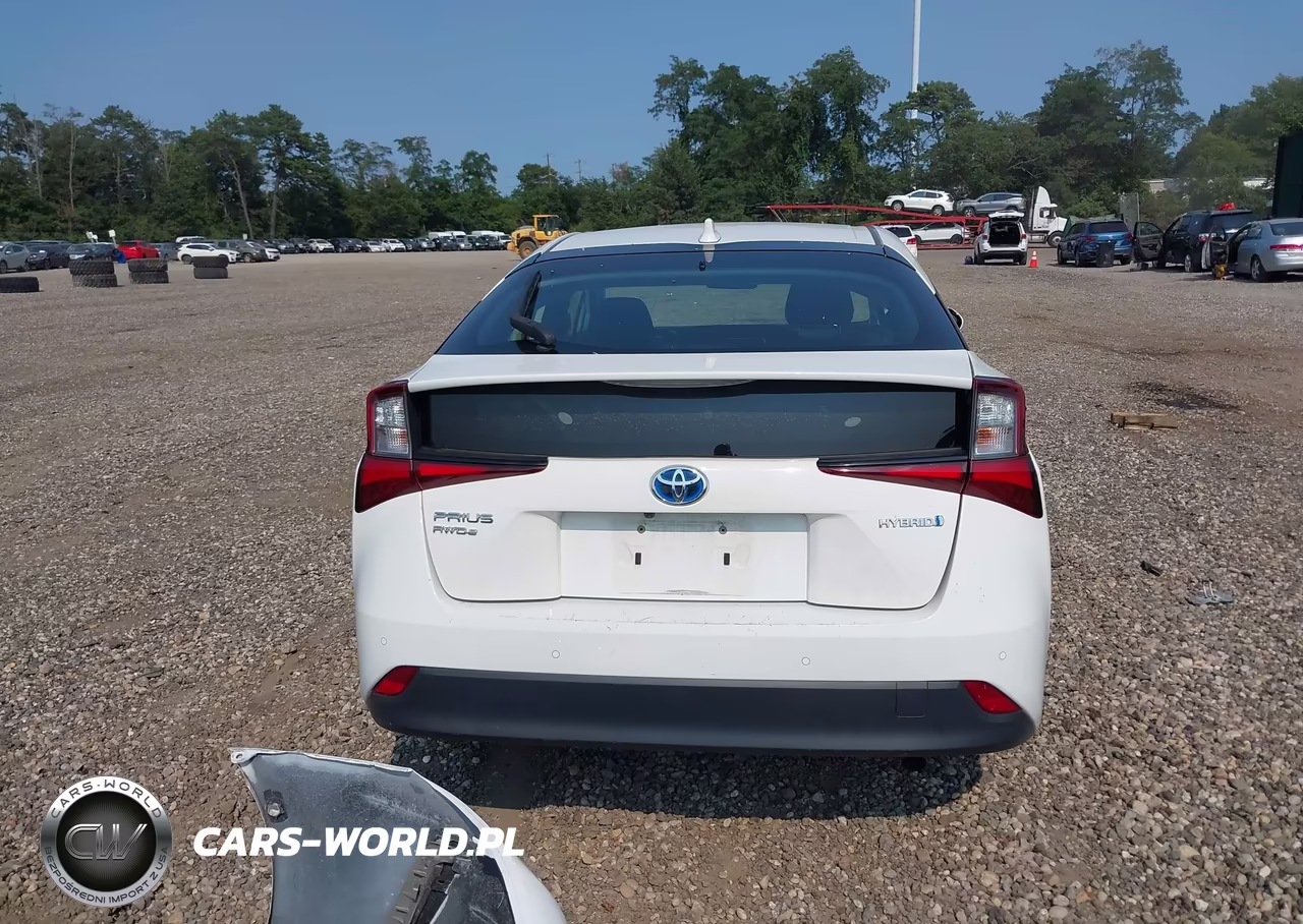 2020 Toyota Prius Le Awd-E VIN:JTDL9RFU7L3017902 - 15