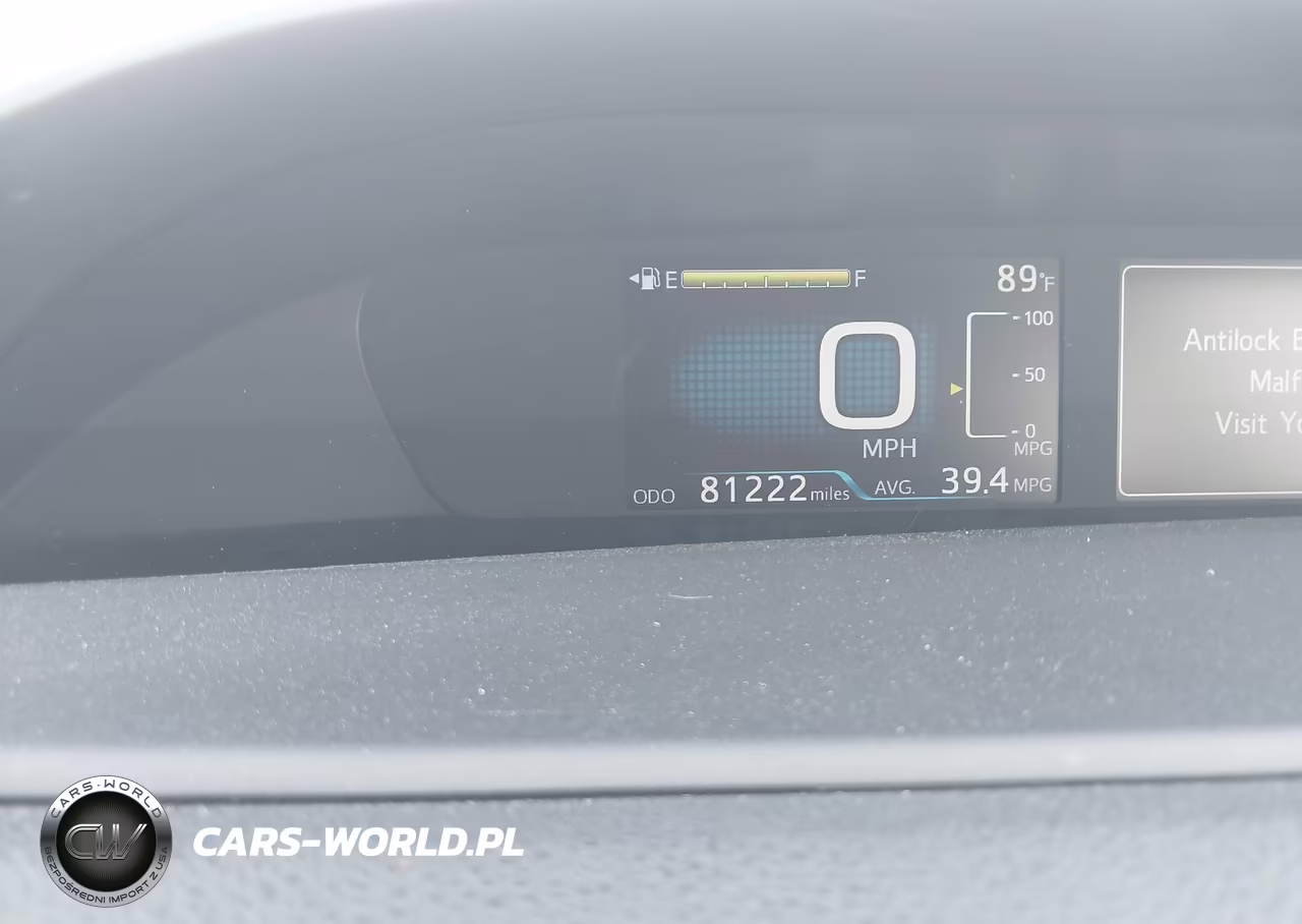 2020 Toyota Prius Le Awd-E VIN:JTDL9RFU7L3017902 - 7