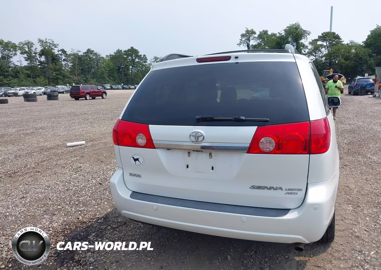 2010 Toyota Sienna Limited VIN:5TDDK4CC2AS030169 - 16