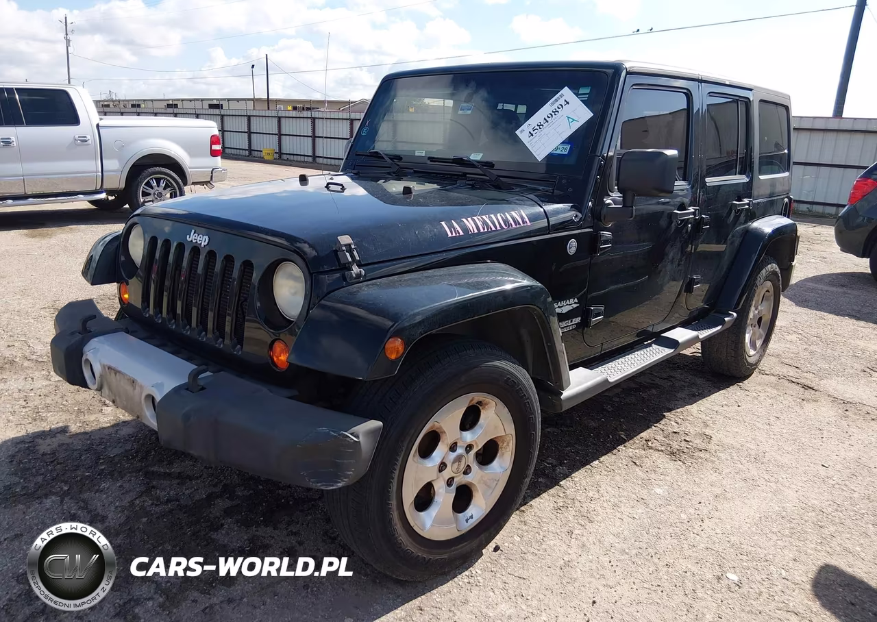 2013 Jeep Wrangler Unlimited Sahara VIN:1C4BJWEGXDL677169 - 2