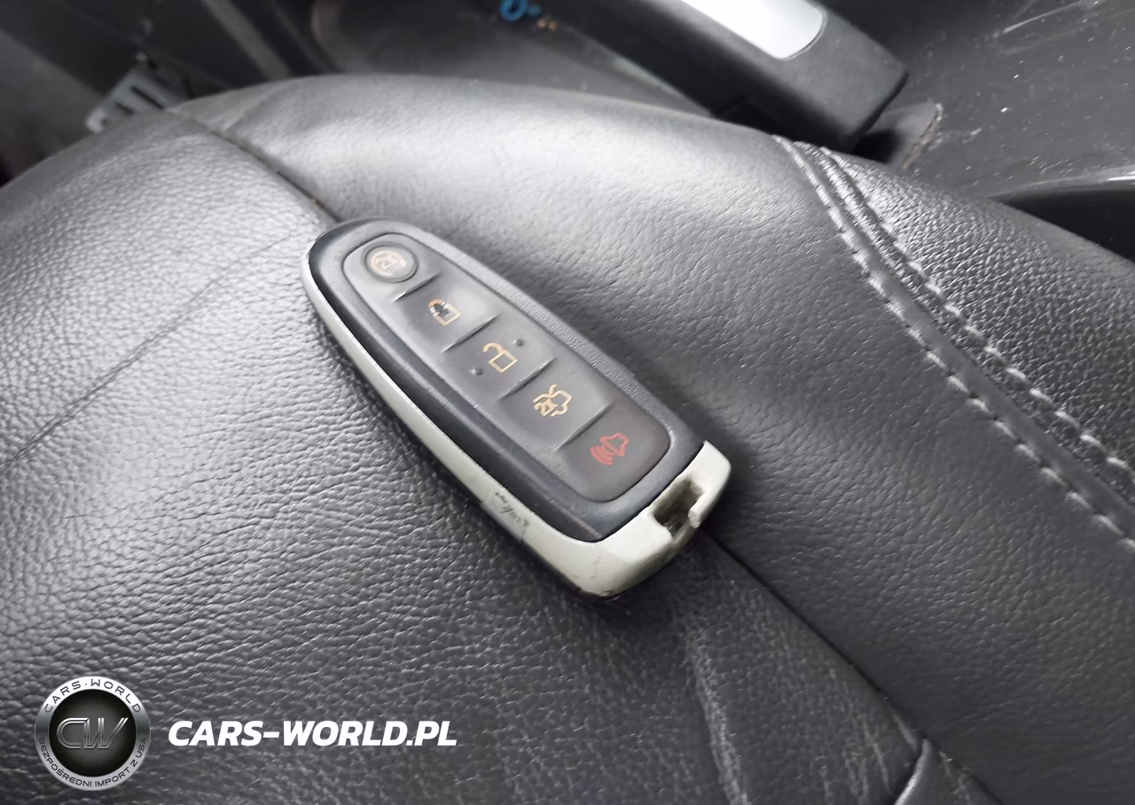 2015 Ford Escape Titanium VIN:1FMCU0JX7FUC12095 - 11