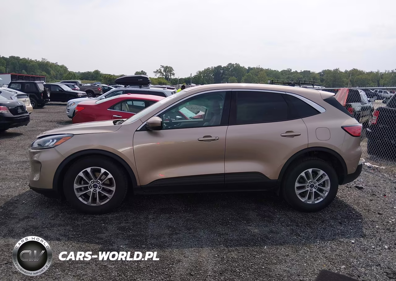 2021 Ford Escape Se VIN:1FMCU0G68MUA99656 - 15