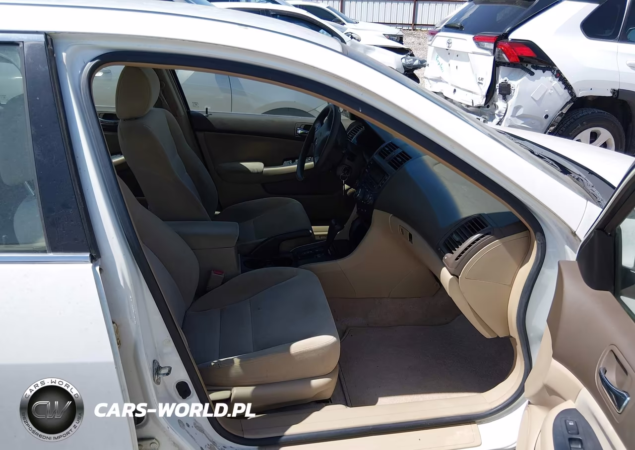 2003 Honda Accord 2.4 Lx VIN:3HGCM563X3G704272 - 5