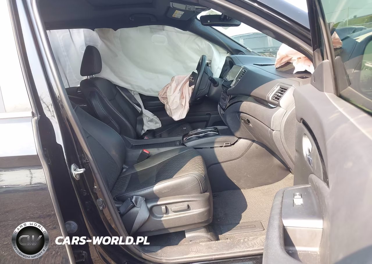 2019 Honda Passport Touring VIN:5FNYF8H91KB009345 - 5