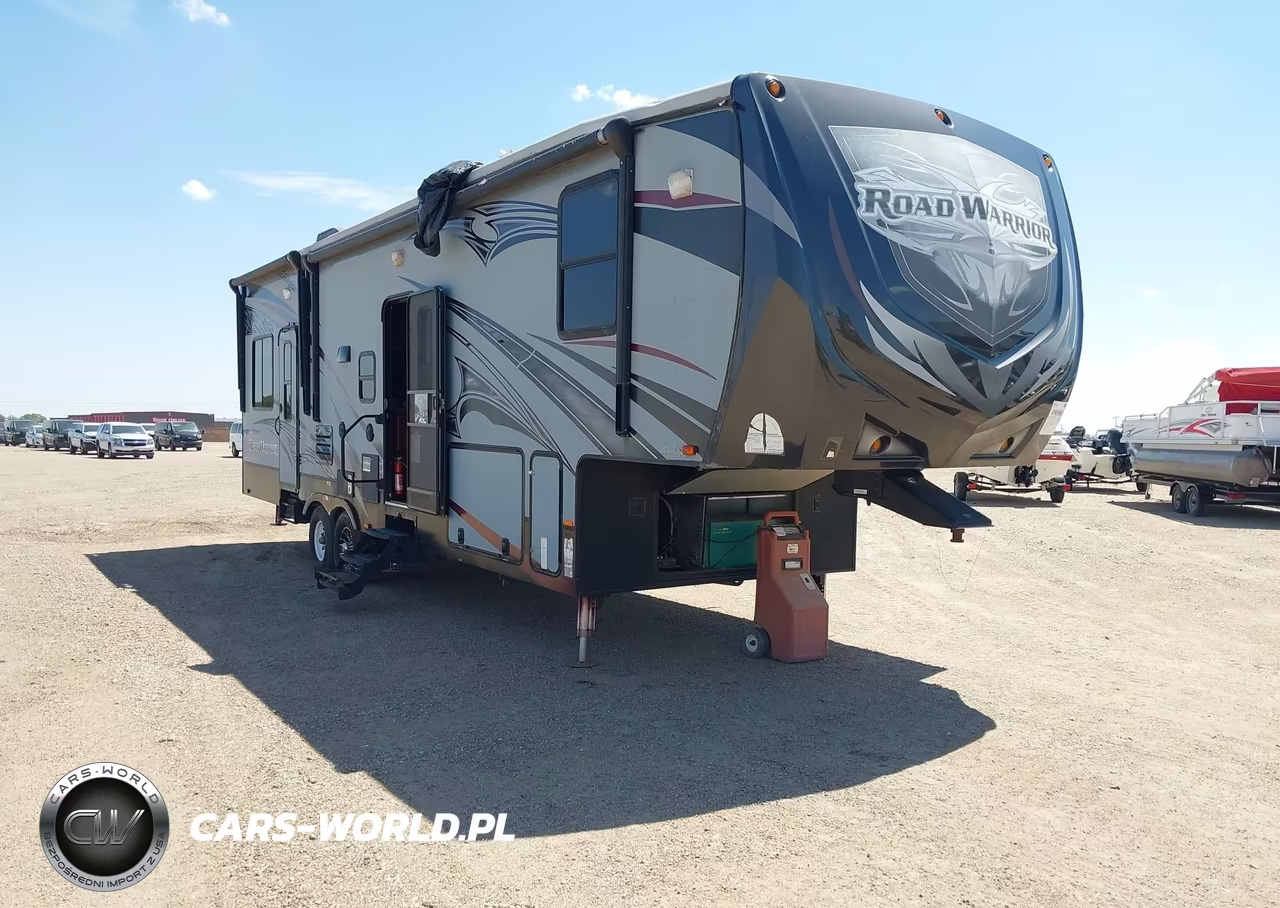 2015 Heartland 36' Road Warrior 5Th Wheel – zdjęcie 1 z 14