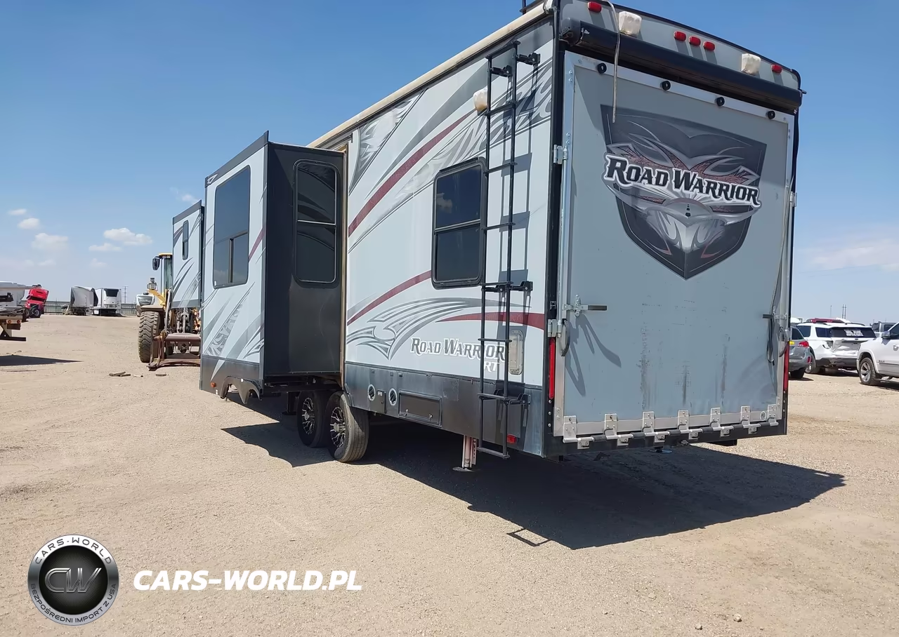 2015 Heartland 36' Road Warrior 5Th Wheel VIN:5SFCG362XFE291151 - 3