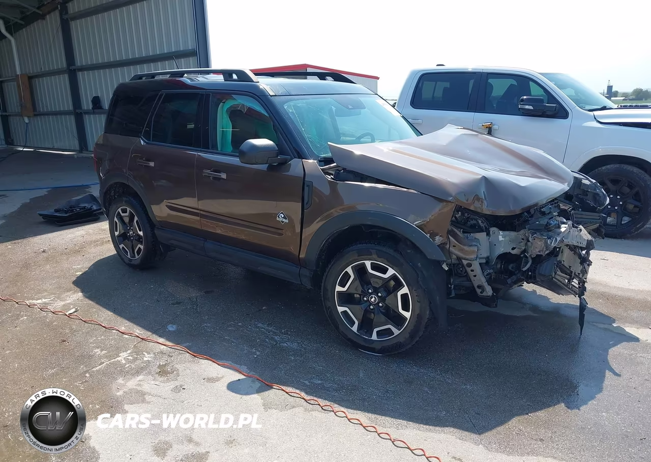 2022 Ford Bronco Sport Outer Banks VIN:3FMCR9C6XNRD11705 - 1