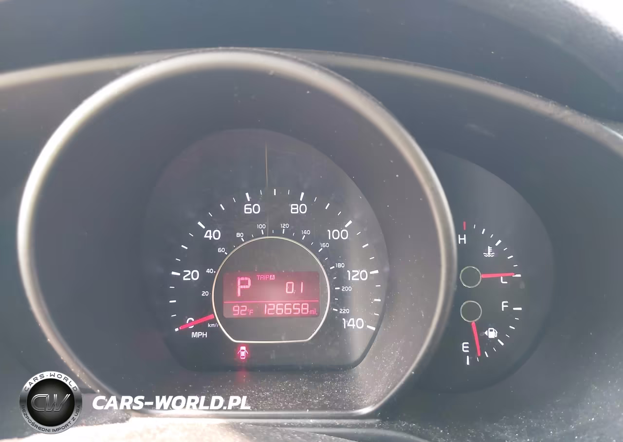 2015 Kia Soul VIN:KNDJN2A21F7806219 - 7