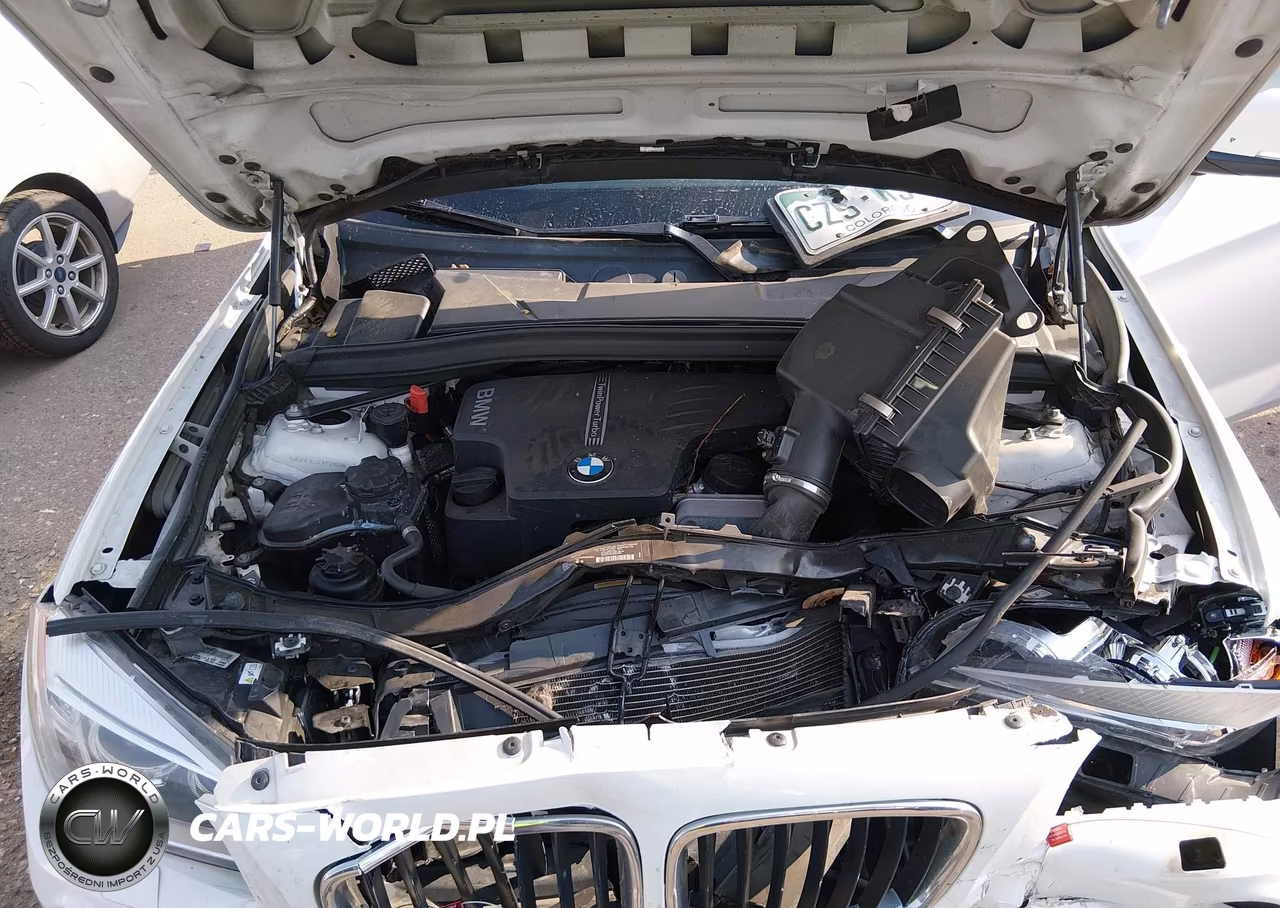 2014 BMW X1 xDrive28I VIN:WBAVL1C56EVY17894 - 10