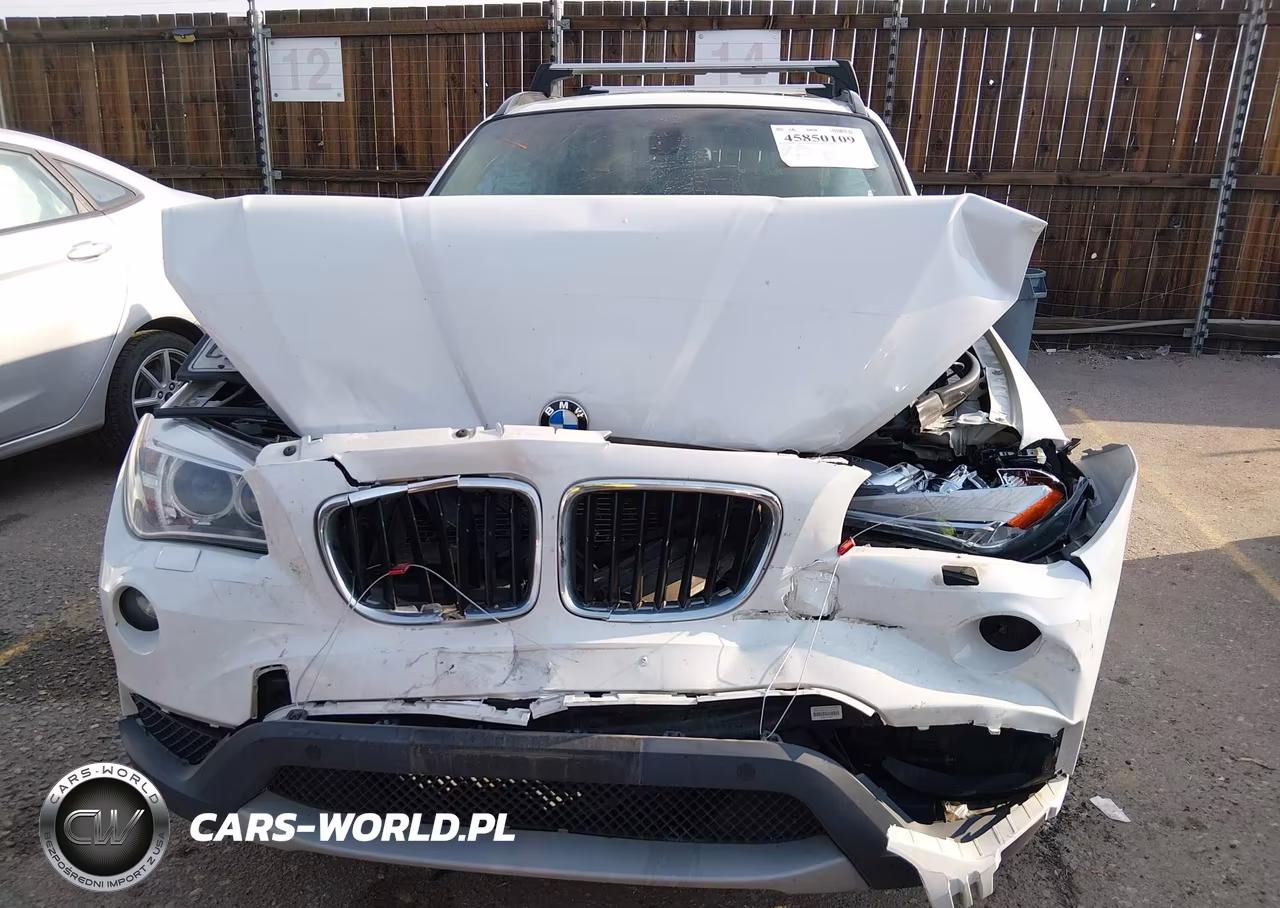 2014 BMW X1 xDrive28I VIN:WBAVL1C56EVY17894 - 13