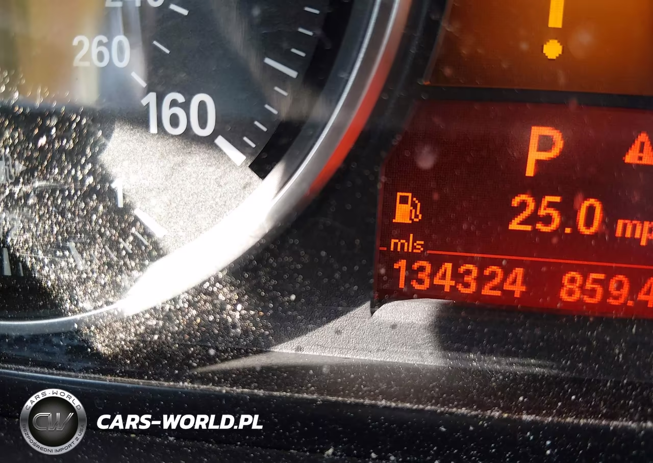 2014 BMW X1 xDrive28I VIN:WBAVL1C56EVY17894 - 16