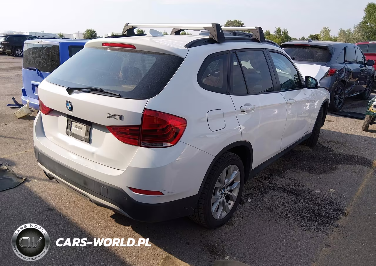 2014 BMW X1 xDrive28I VIN:WBAVL1C56EVY17894 - 4