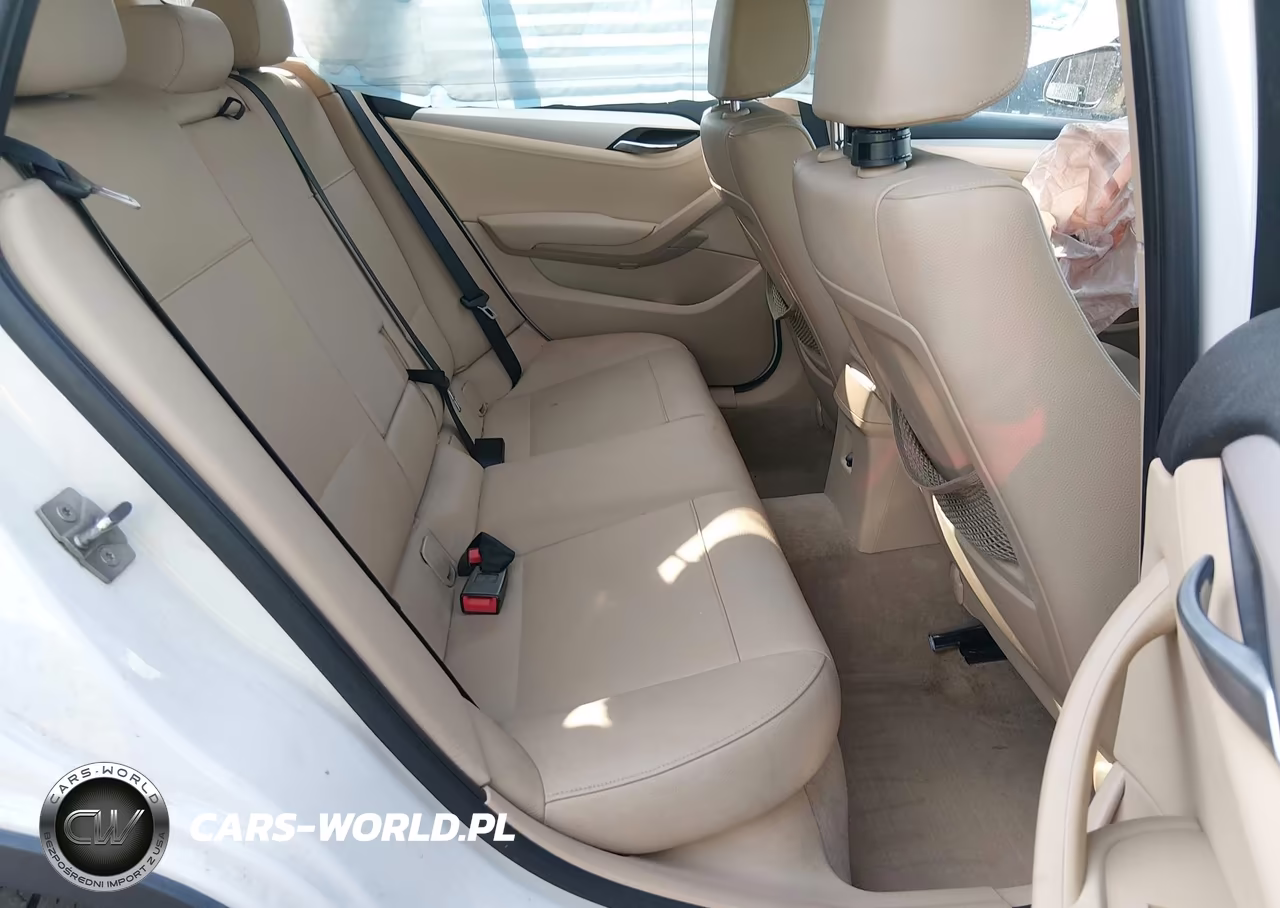 2014 BMW X1 xDrive28I VIN:WBAVL1C56EVY17894 - 8