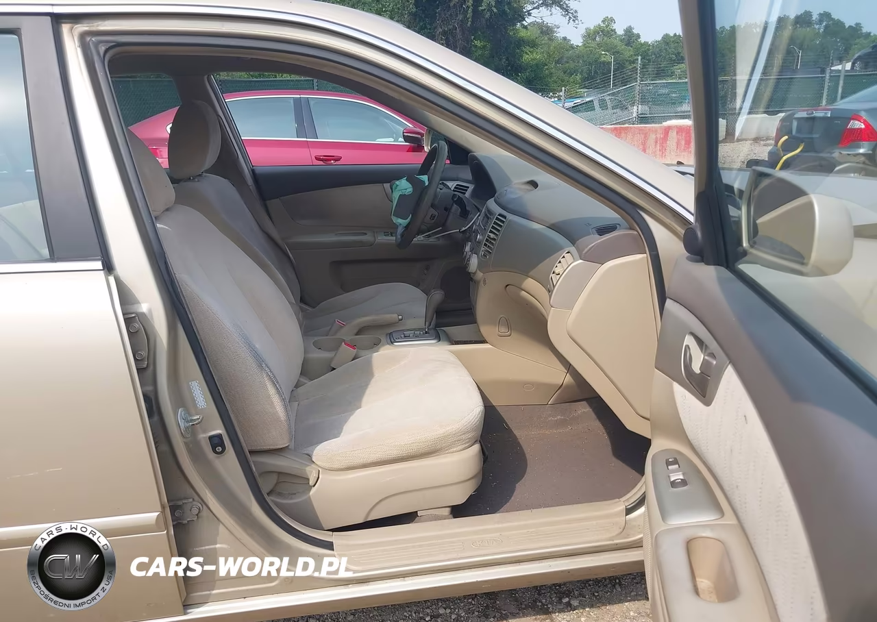 2007 Kia Optima Lx VIN:KNAGE123675164196 - 5