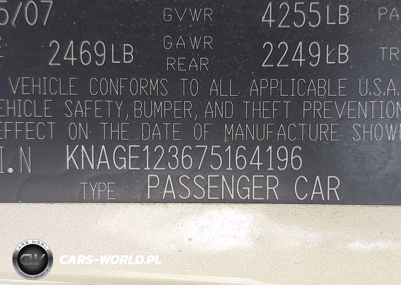 2007 Kia Optima Lx VIN:KNAGE123675164196 - 9