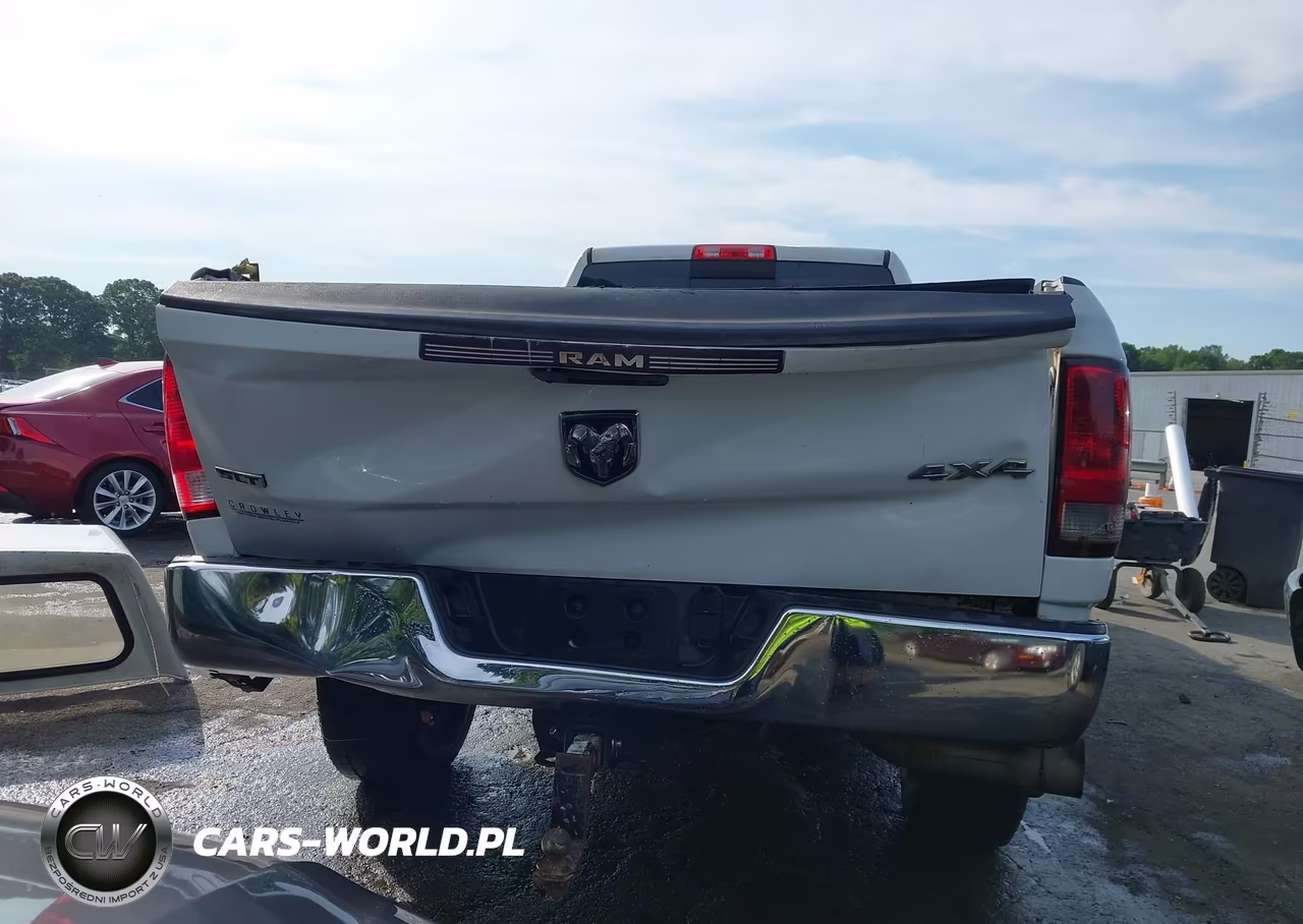 2015 Ram 2500 Slt VIN:3C6UR5JL0FG509742 - 17