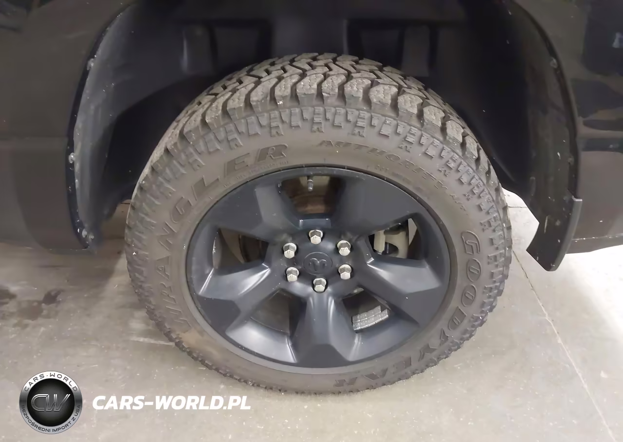 2019 Ram 1500 Big Horn-Lone Star 4X4 5'7 Box VIN:1C6SRFFT3KN859227 - 12
